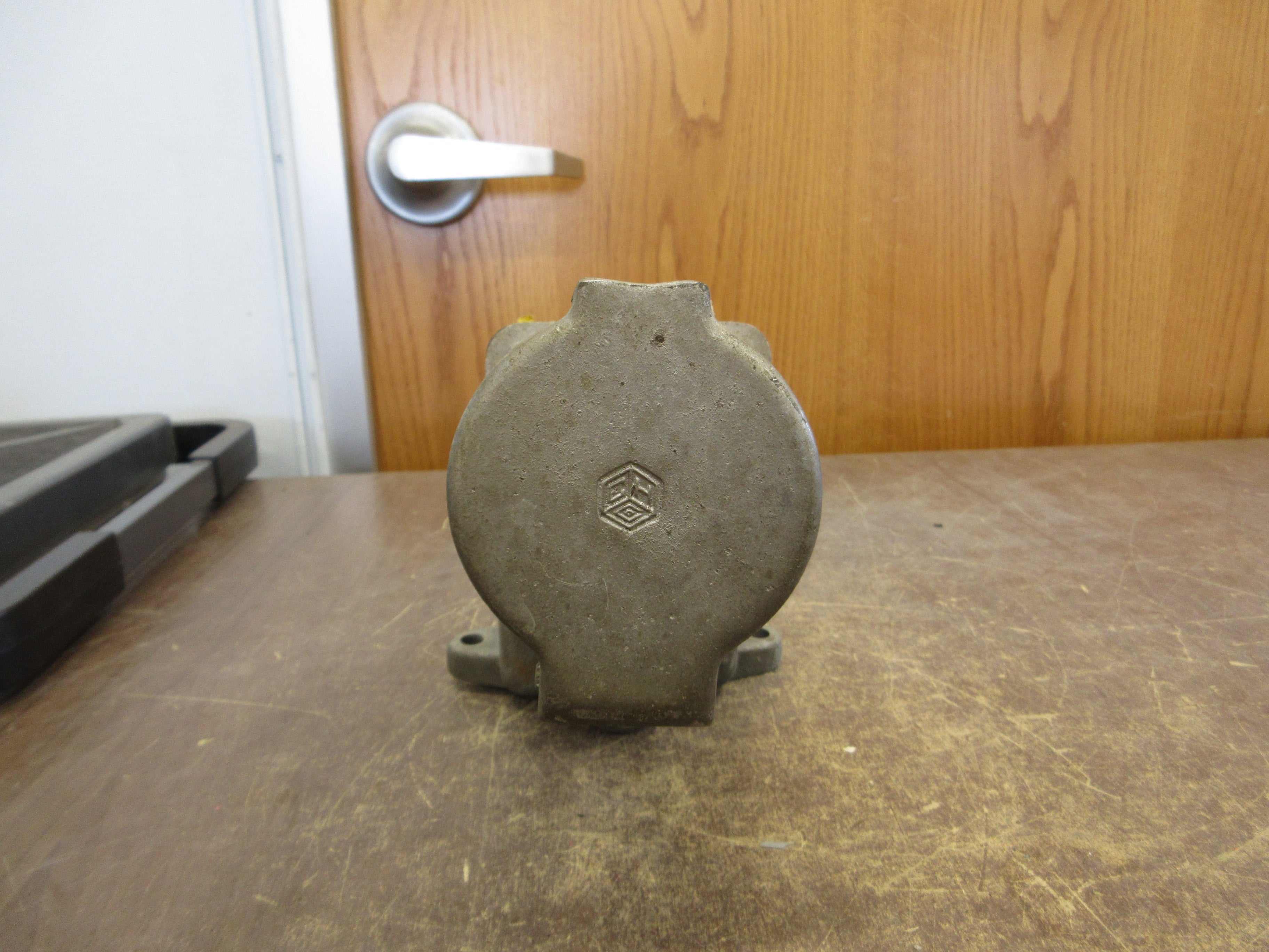 Crouse-Hinds Arktite Receptacle CESD2214NX Model M4 30A 230/460V 60Hz 3Ph Used