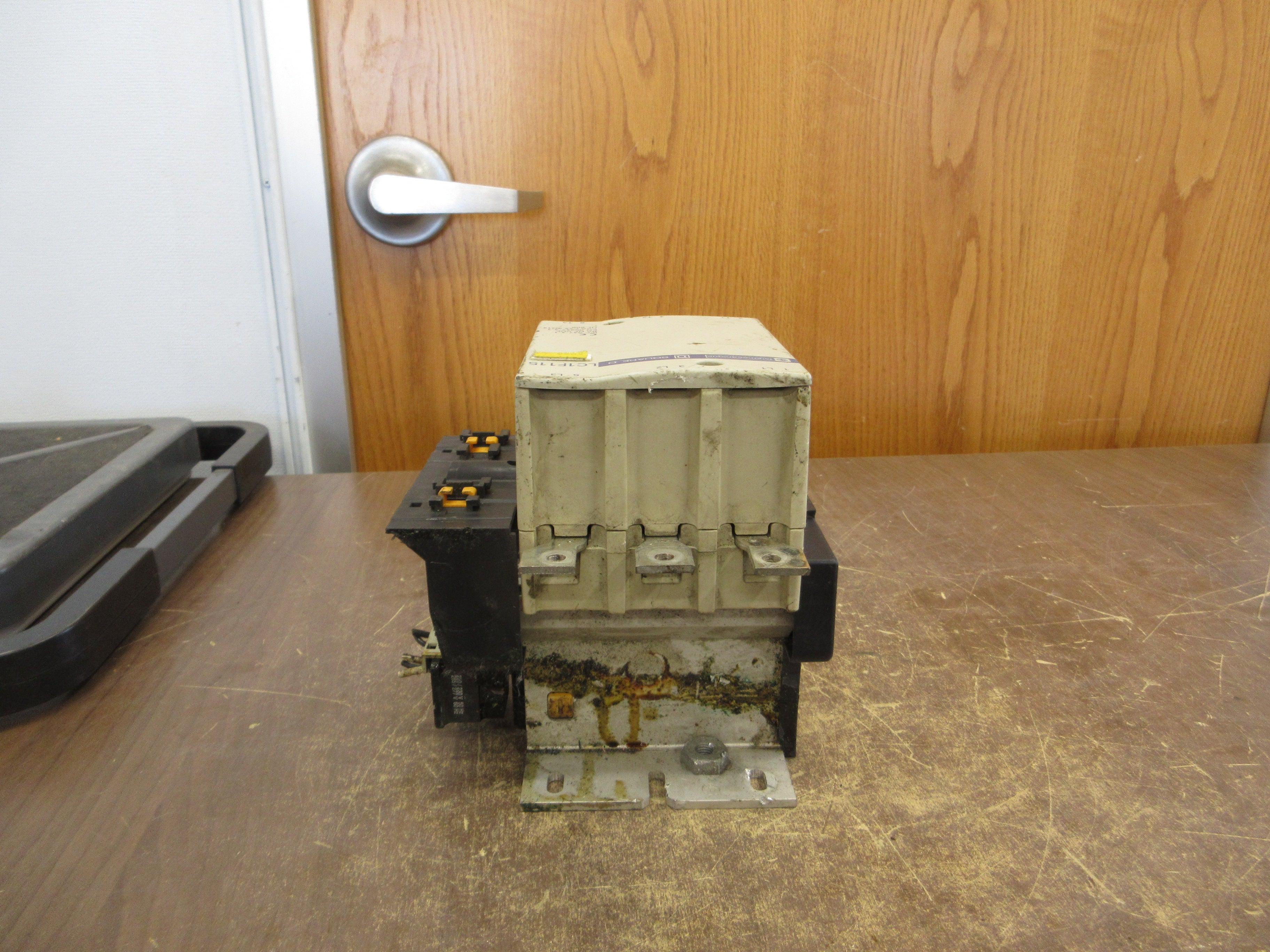 Telemecanique Contactor LC1F115 265/277V Coil 175A 600V Used
