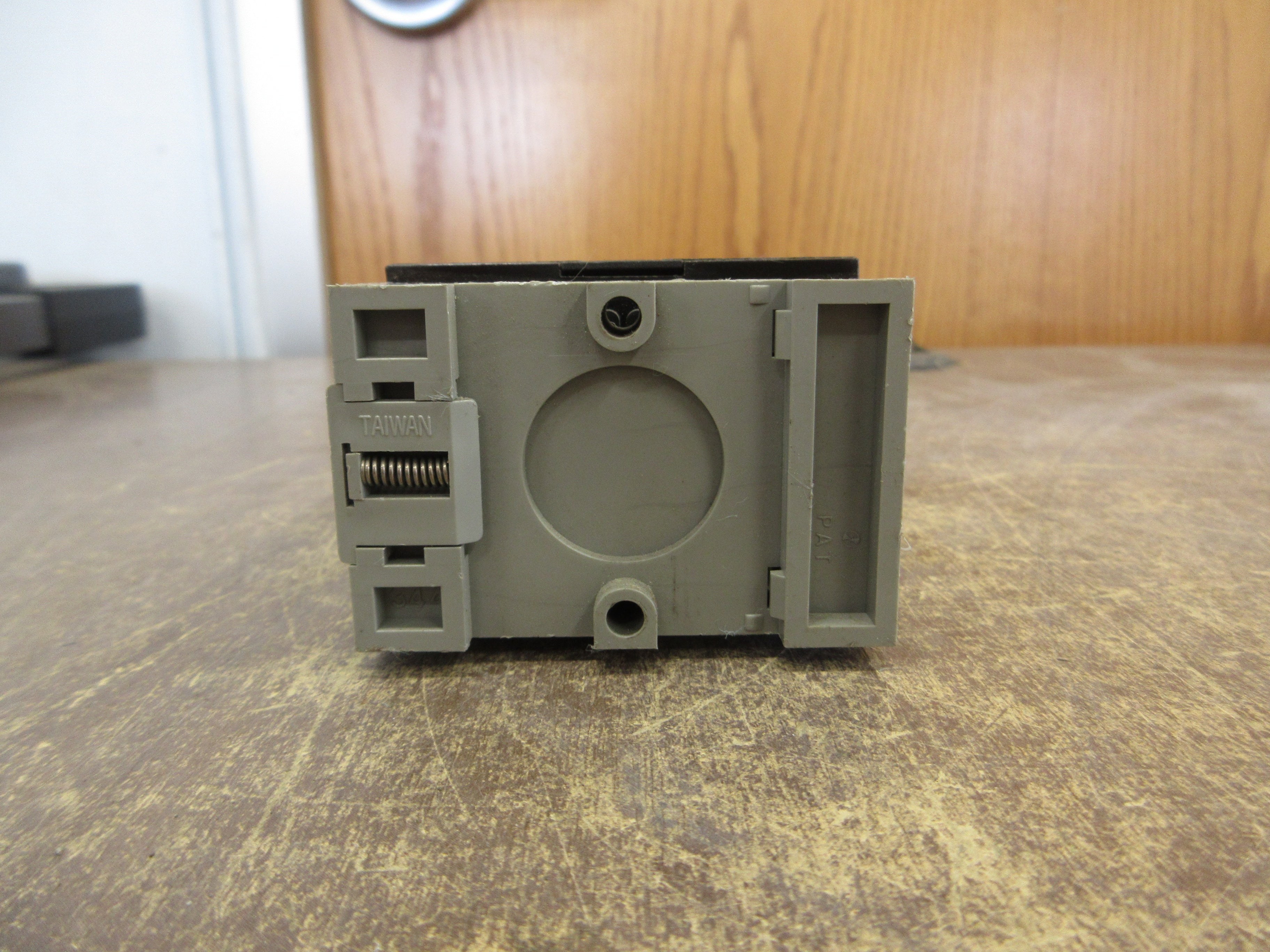SSAC Time Delay Relay TDM120AL 120VAC w/ Base Used