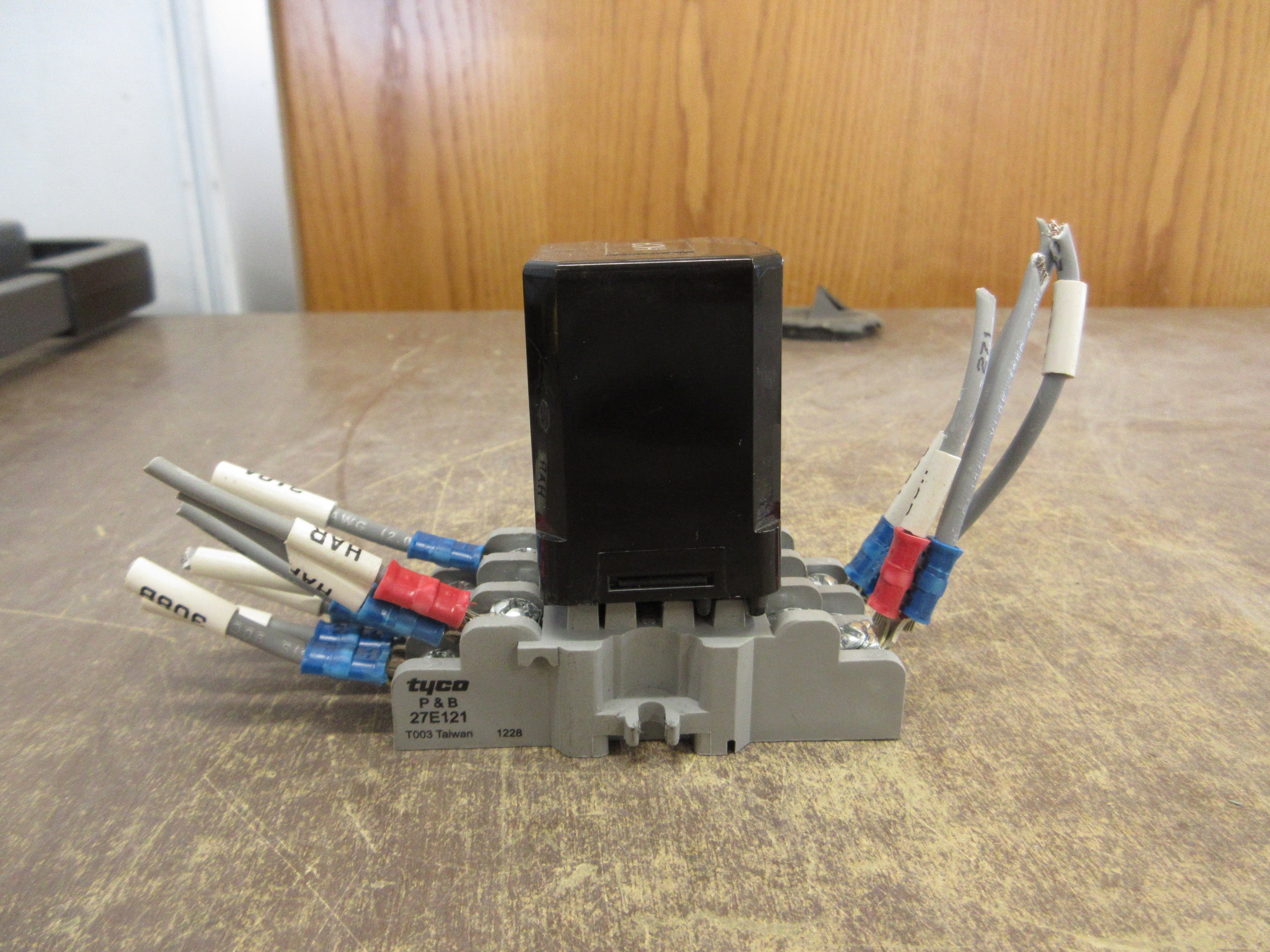 Russelectric Relay HCR w/ Base Used