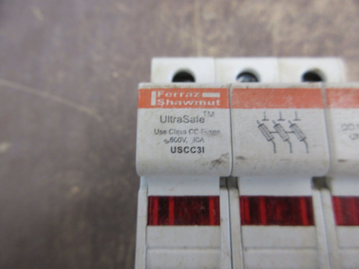 Ferraz Shawmut Ultrasafe Fuseholder USCC3I 30A 600V 3P Used