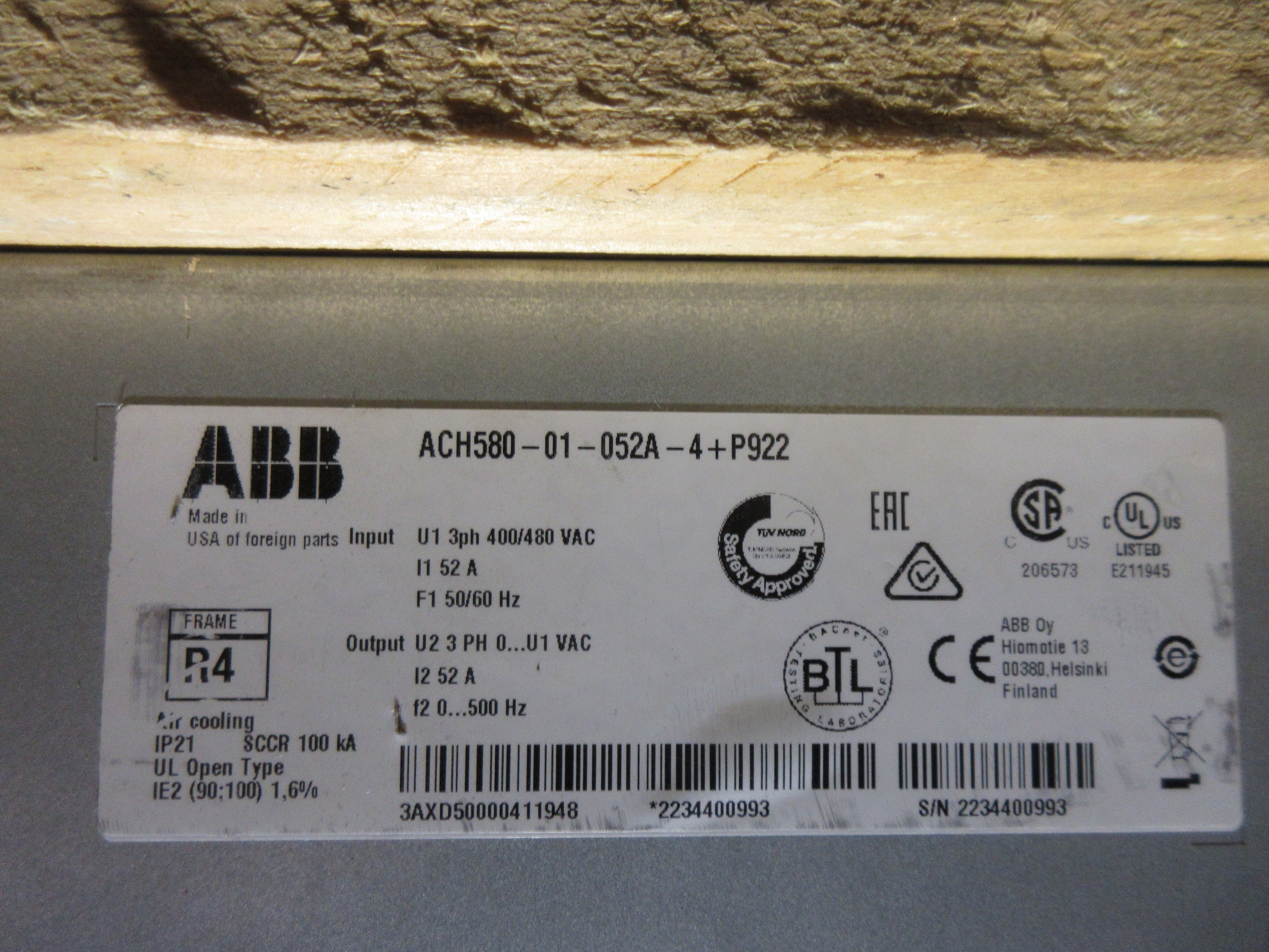 ABB ACH580 AC Drive w/ Disconnect ACH580-PDR-052A-4+J429 40HP 3Ph w/ Keypad Used