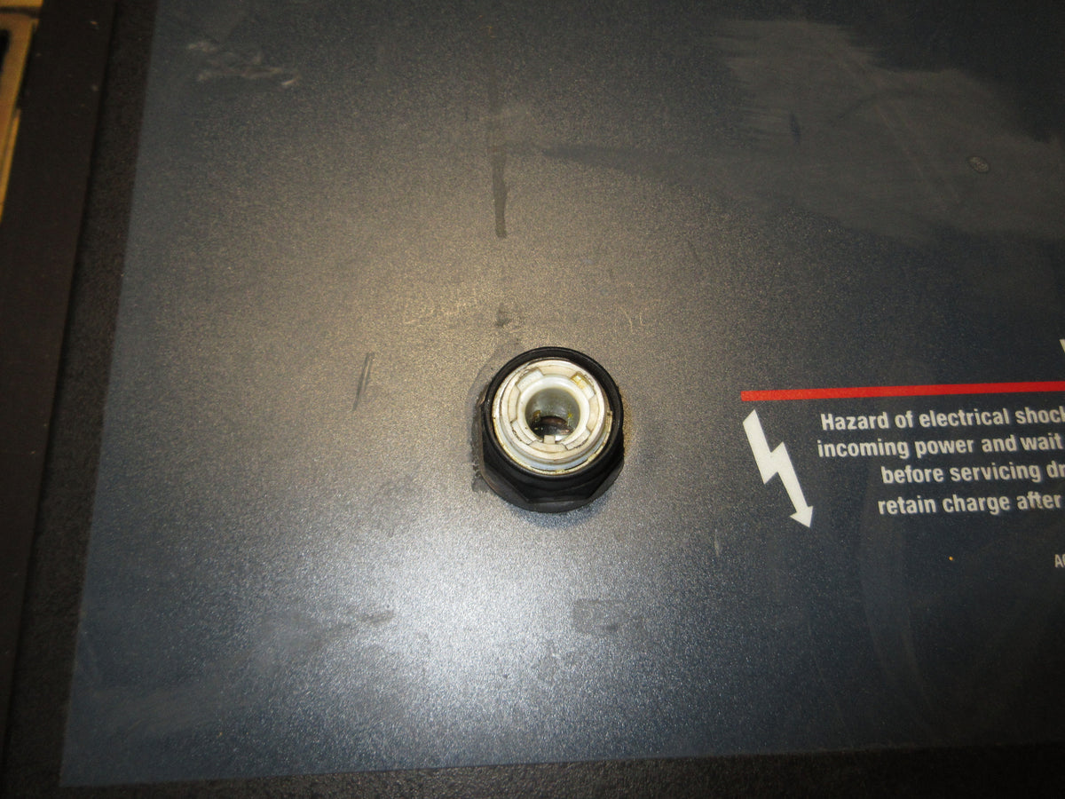 AC Tech AC Drive L14150C 15HP 3Ph *Broken Switch* Used