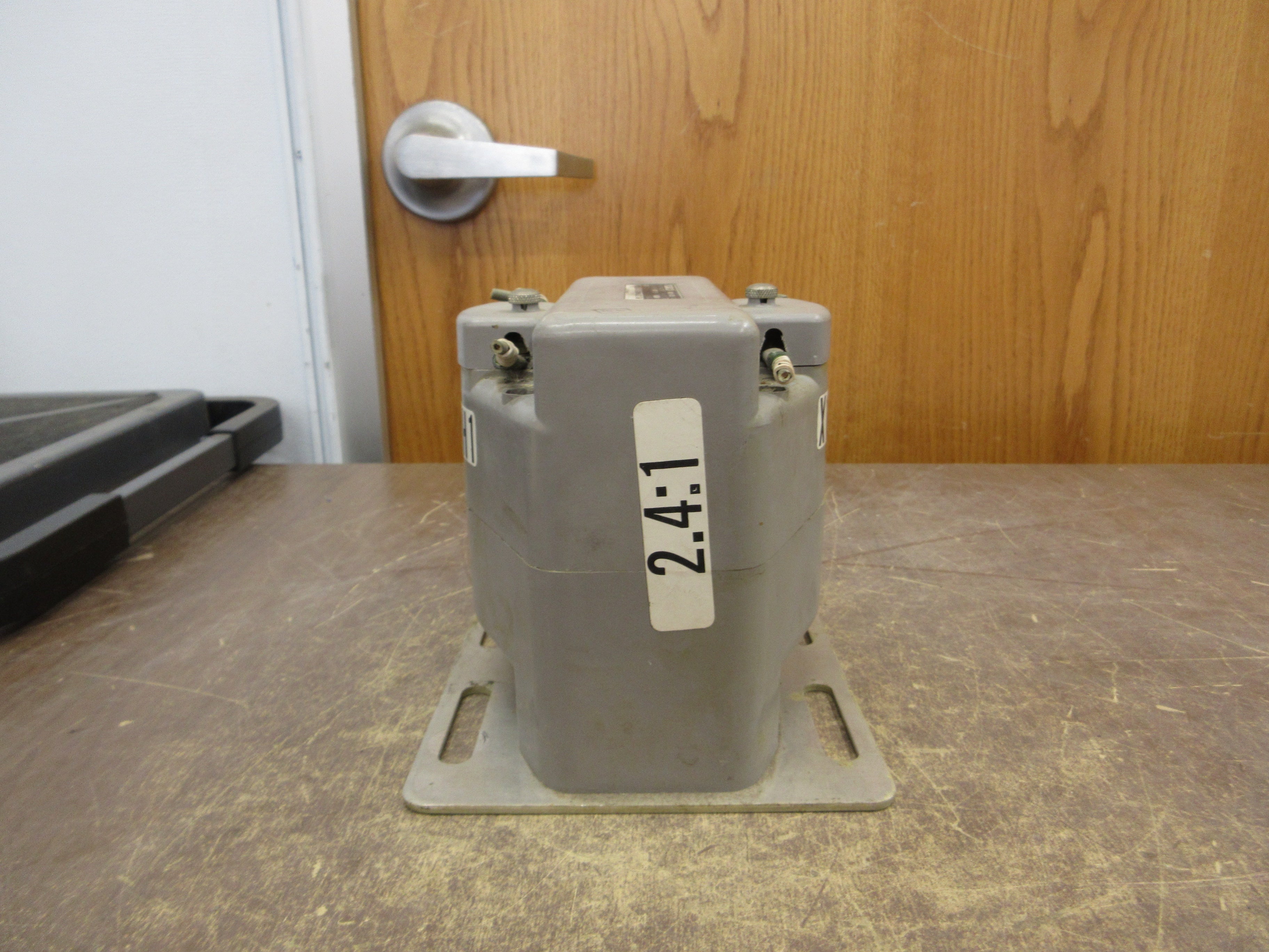 Electromagnetic Industries Potential Transformer 450-288 Pri: 288V Ratio 2.4:1