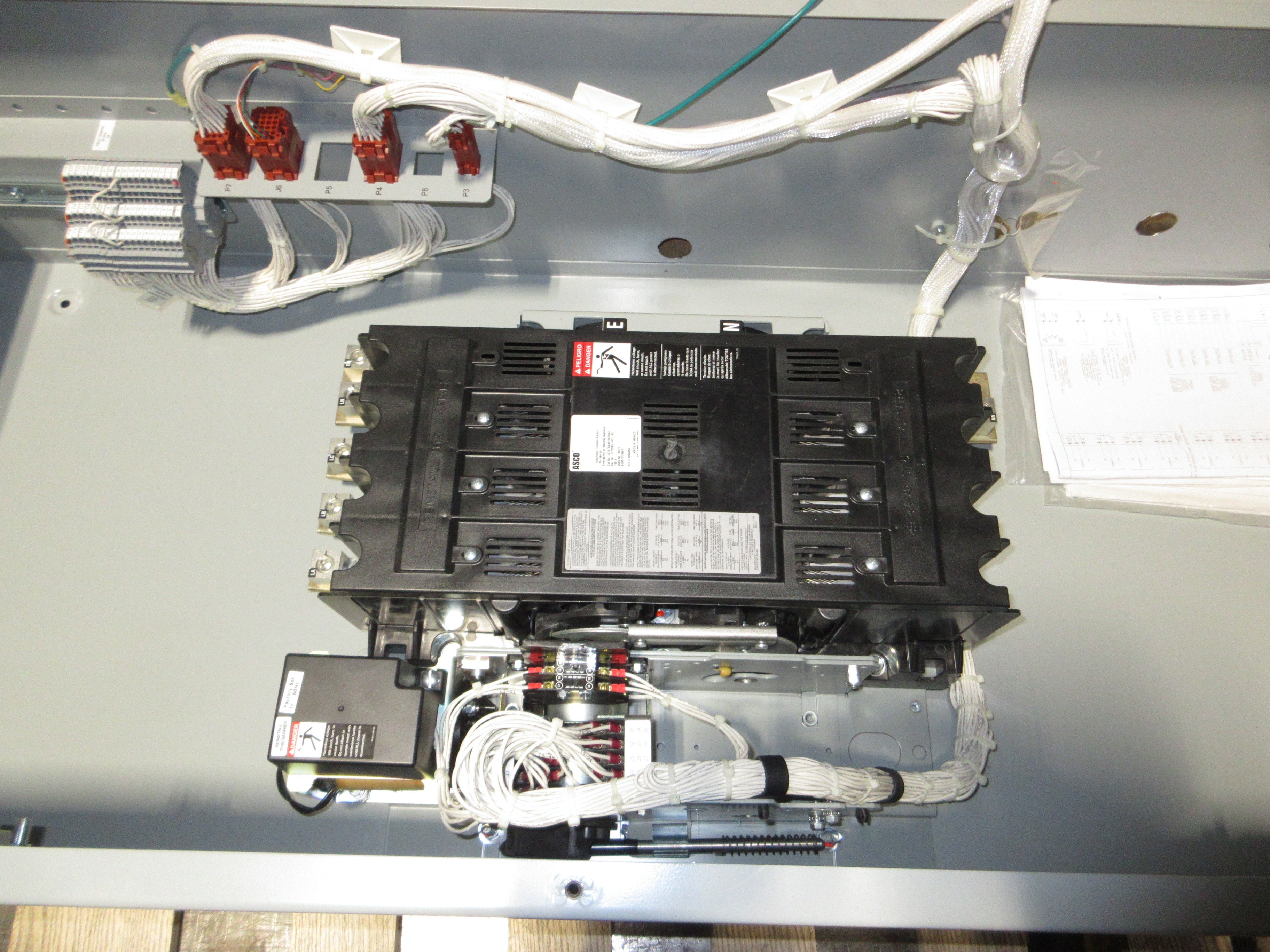 Asco 7000 Series Automatic Transfer Switch J07ATSA30150C5XC 150A 208V 3Ph Used