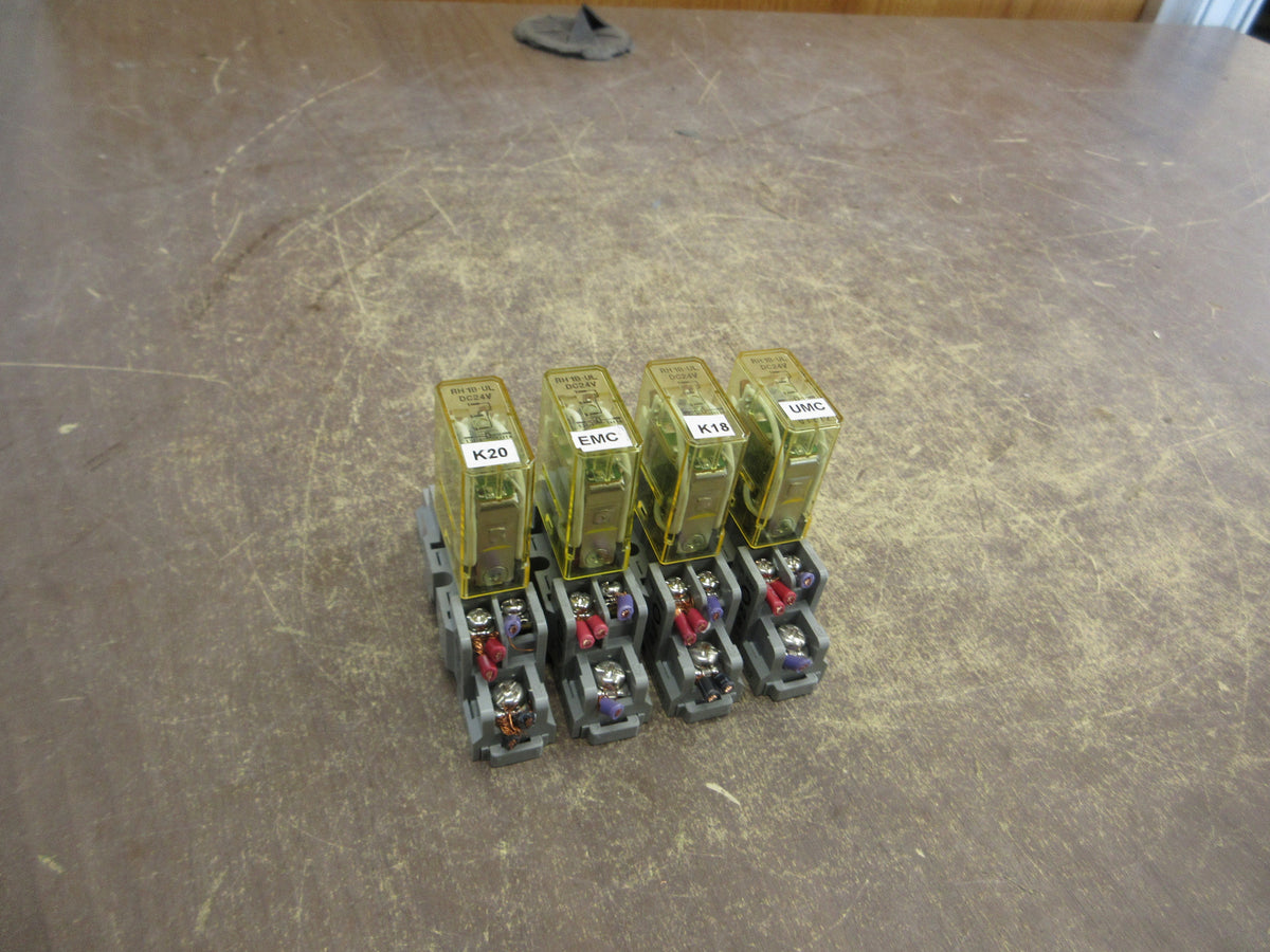 IDEC Relay RH1B-UL-DC24V 24VDC Coil w/Base *Lot of 4* Used