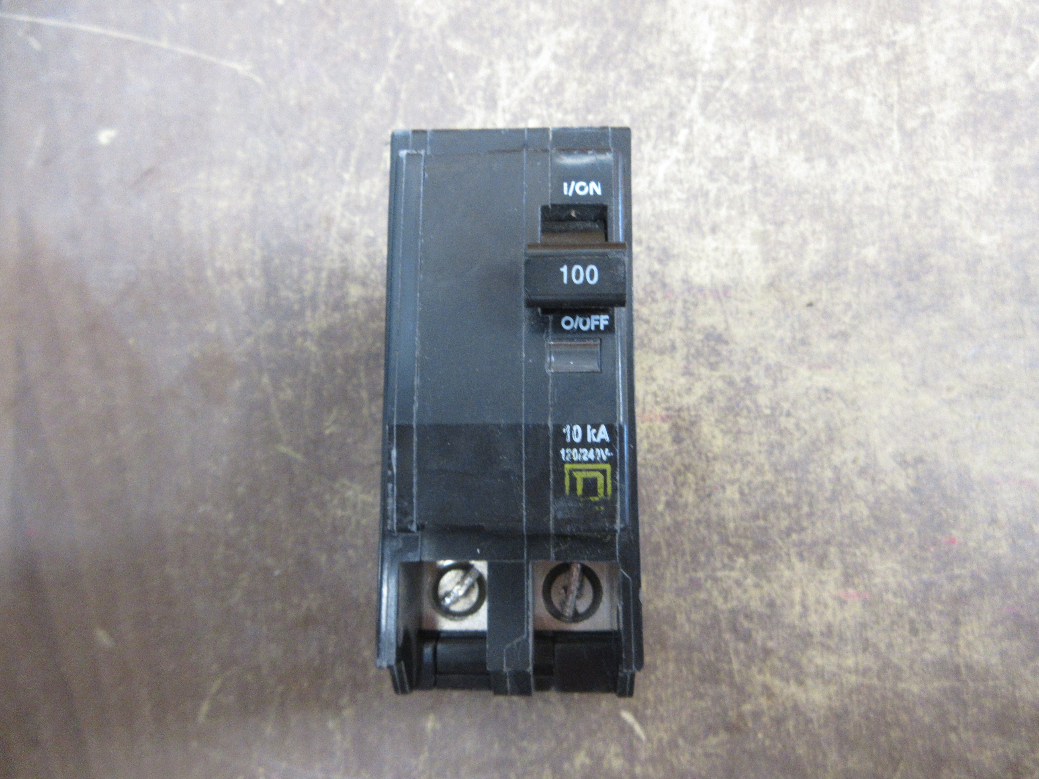 Square D Clip-On Circuit Breaker QO2100 100A 120/240V 2P Used