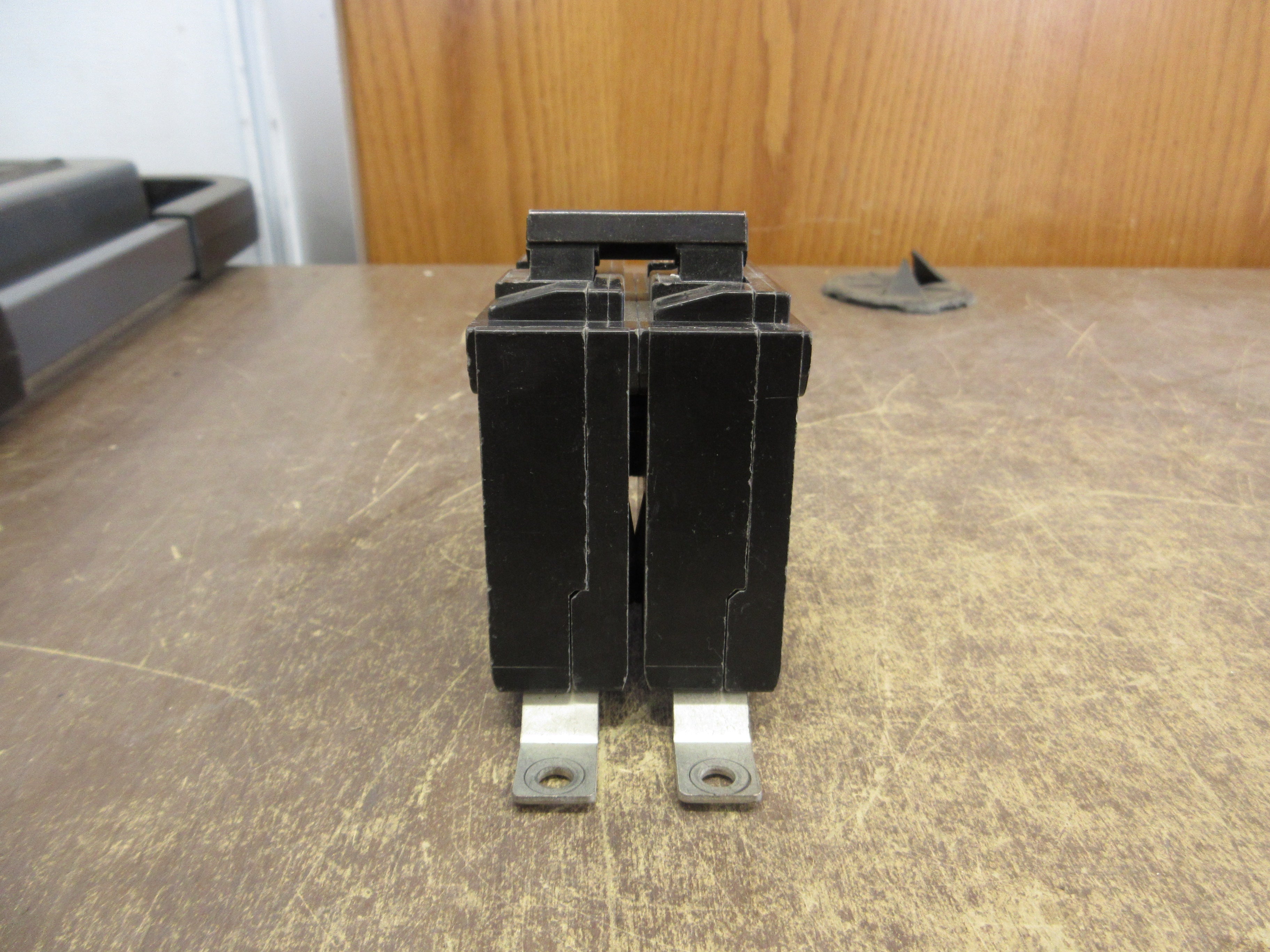 Siemens Type BL Bolt-On Circuit Breaker B230 30A 120/240V 2P Used