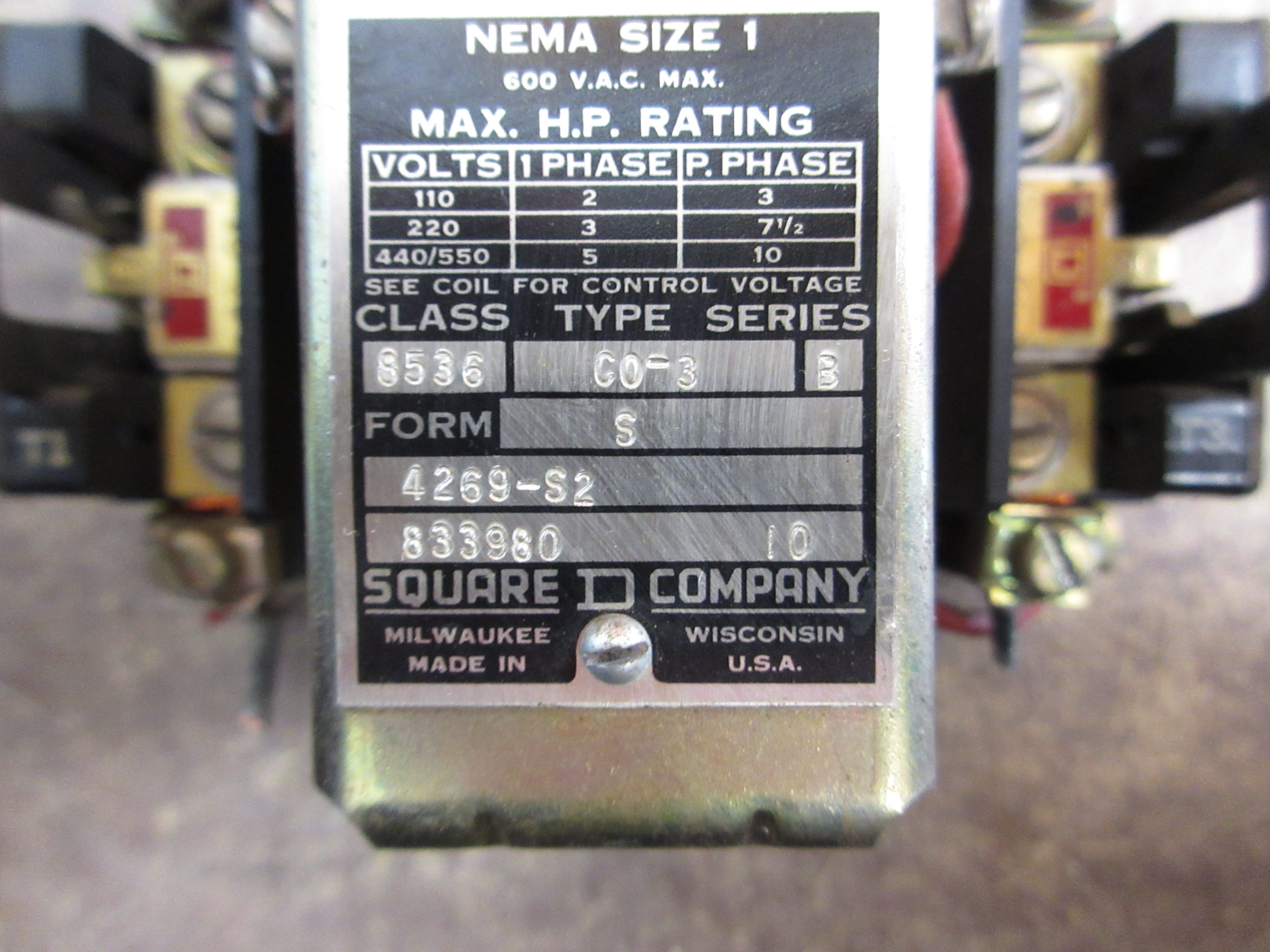 Square D Size 1 Starter 8536 CO-3 S Ser. B 120V Coil 600V Used