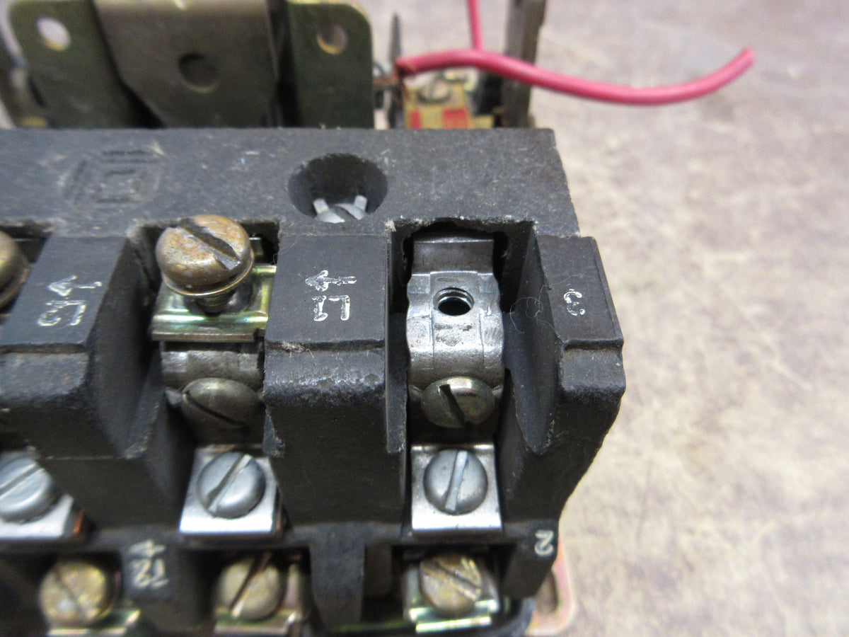 Square D Size1 Starter 8536 CO-3 S Ser. A 120V Coil 600V Used