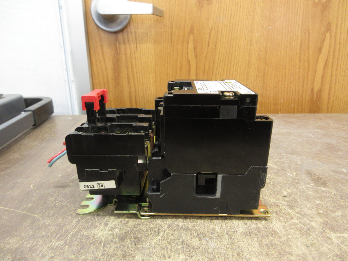 Square D Size 1 Starter 8536SCO3S Ser. A 120V Coil 600V Used
