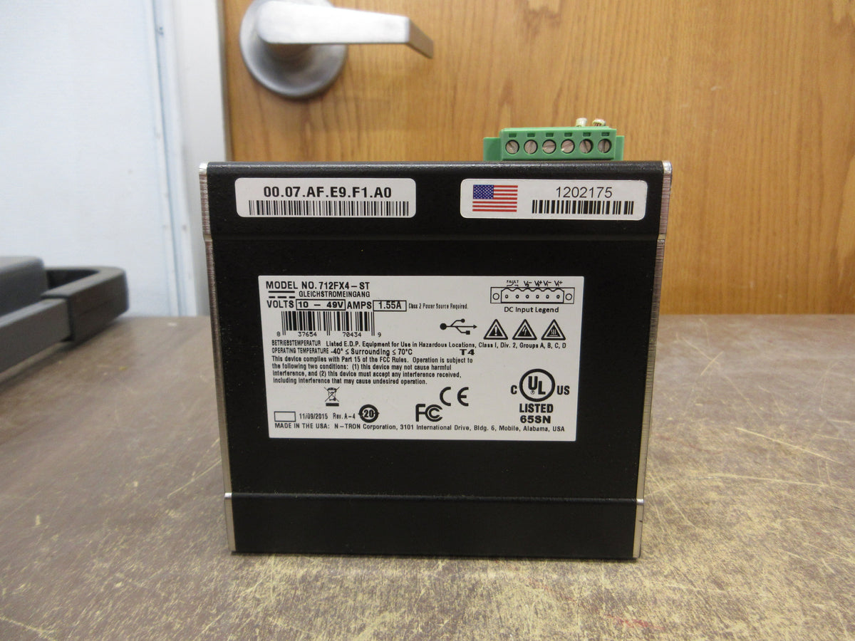 N-Tron Industrial Ethernet Switch 712FX4-ST 12-Port / (4) FX 10-49VDC Used