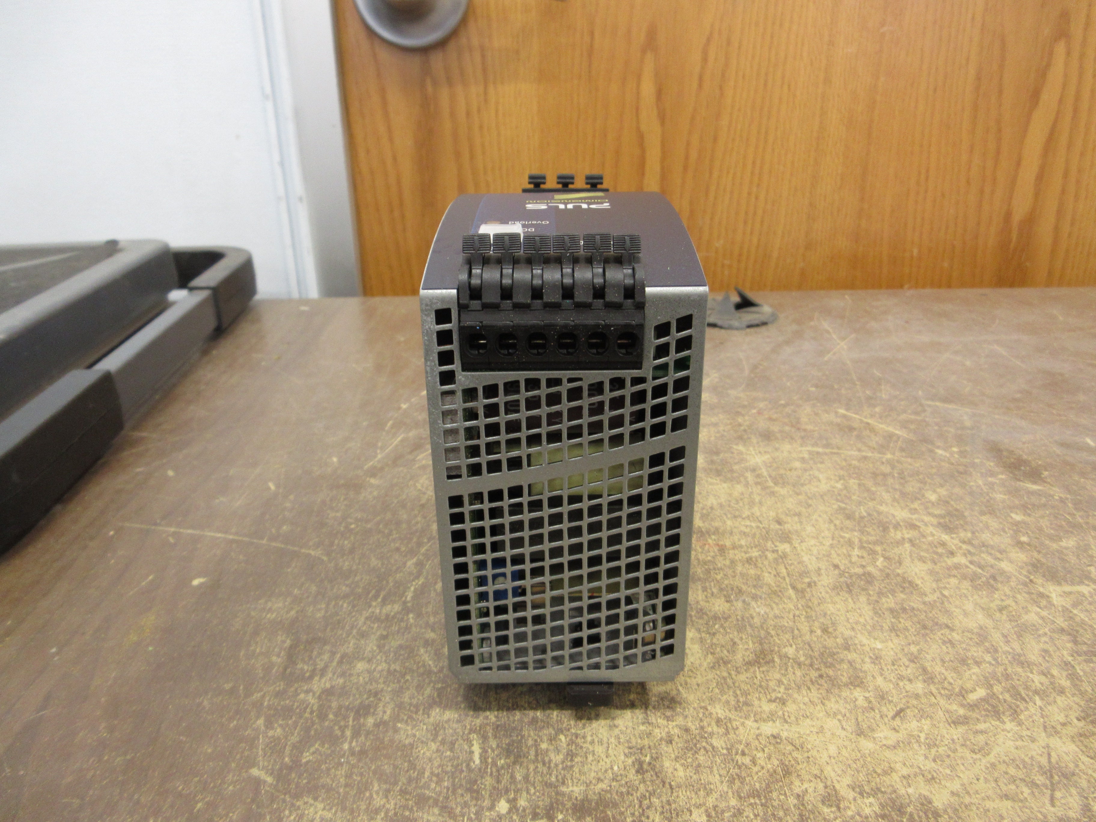 Puls Dimension Power Supply QS10.241 240W Output: 24-28 VDC 10-9A Used