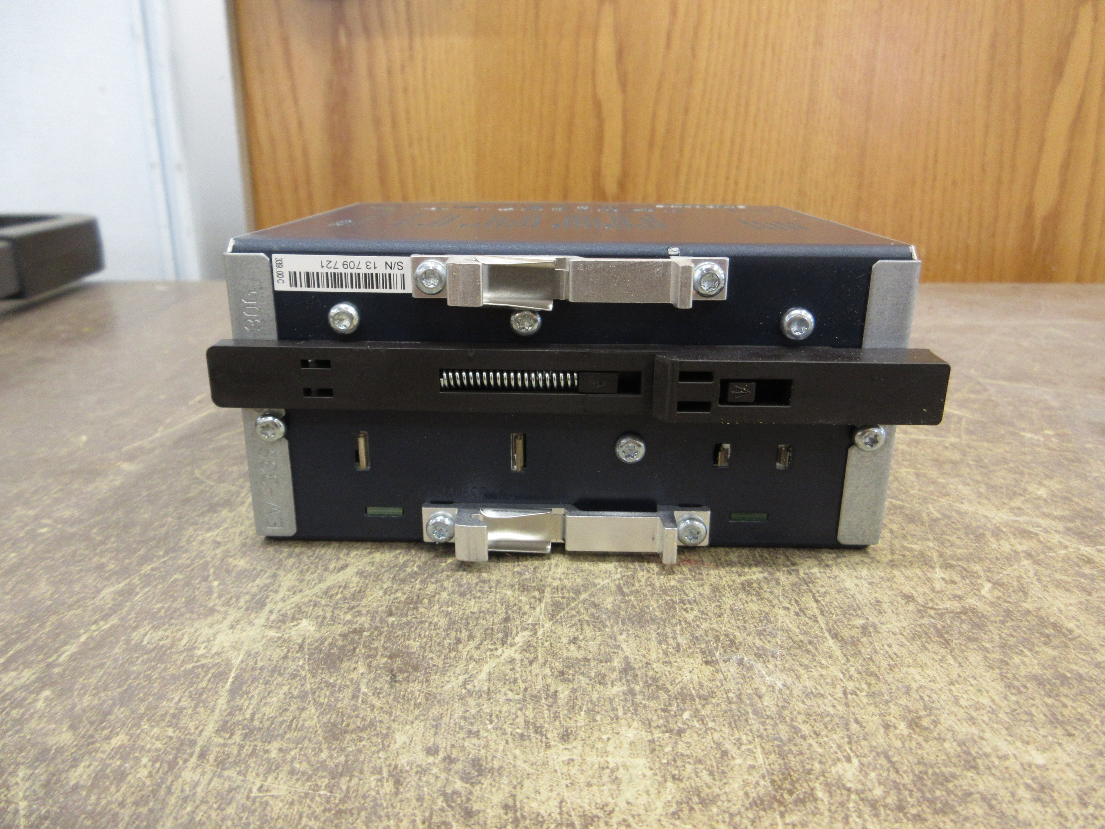 Puls Dimension Power Supply QS10.241 240W Output: 24-28 VDC 10-9A Used