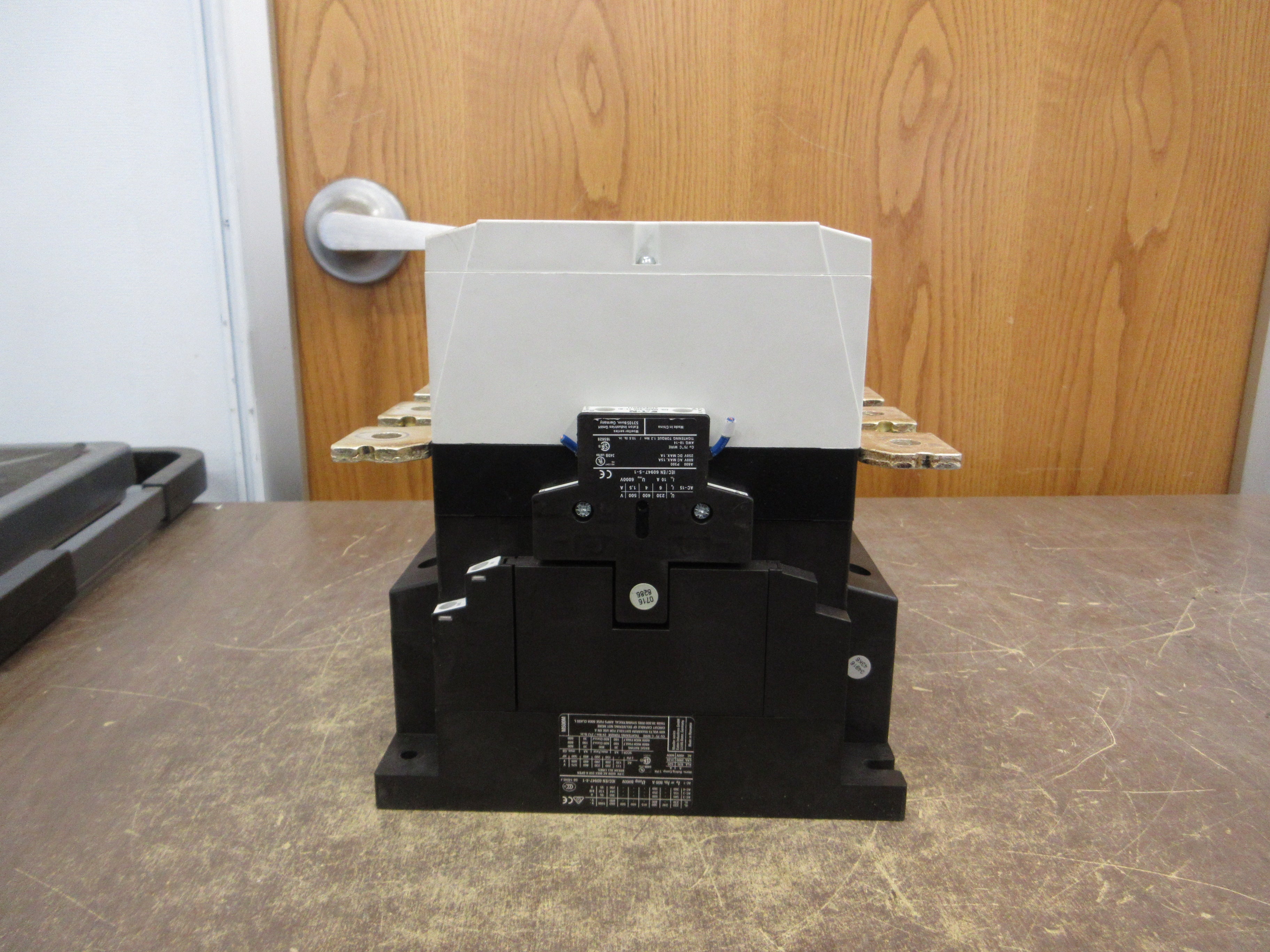 Eaton Contactor DIL M500 XTCE500M 24-48VDC Coil 550A 600V 3Ph Used