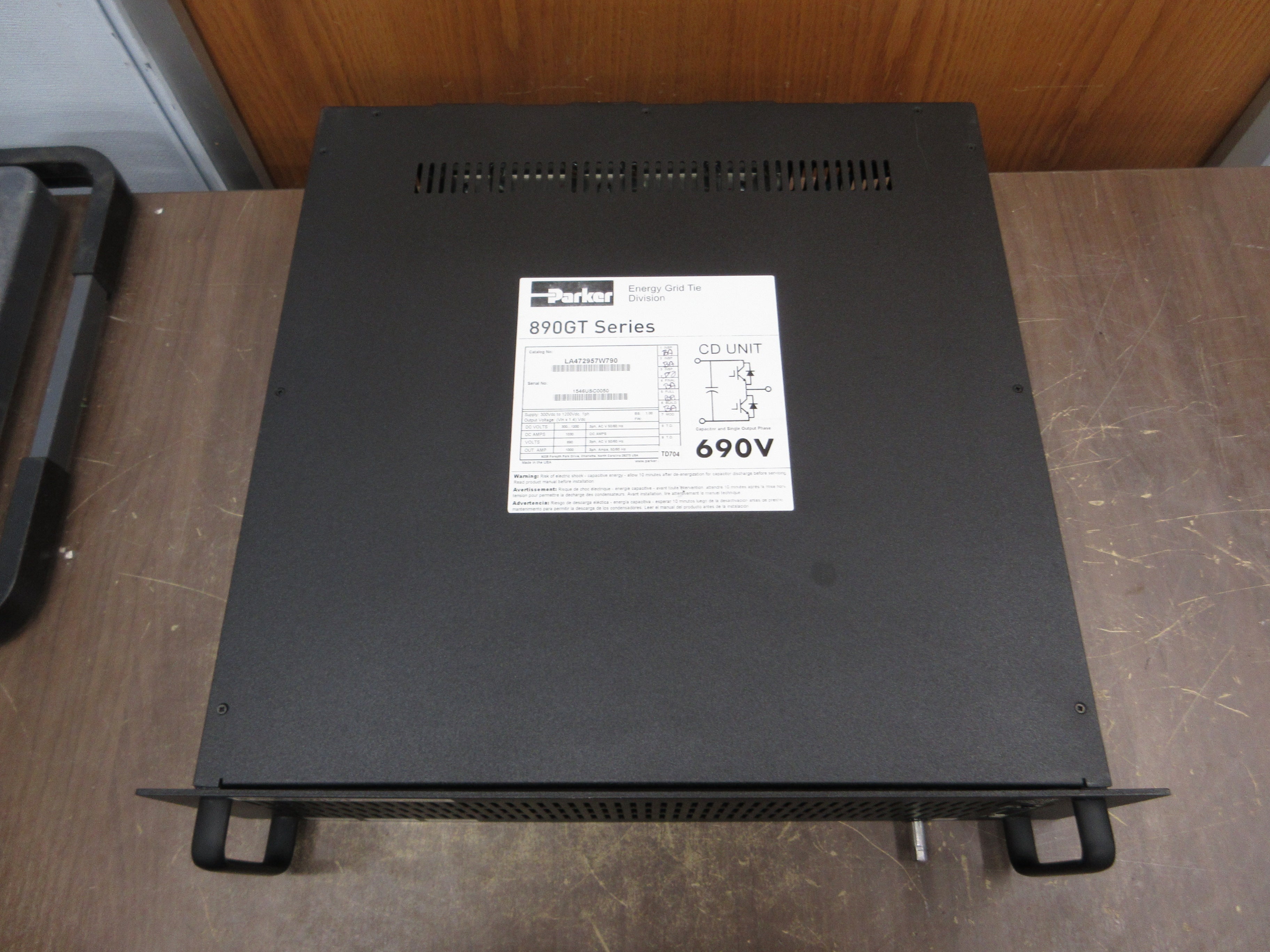 Parker 890GT Phase Module LA472957W790 Supply: 300-1200VDC Used
