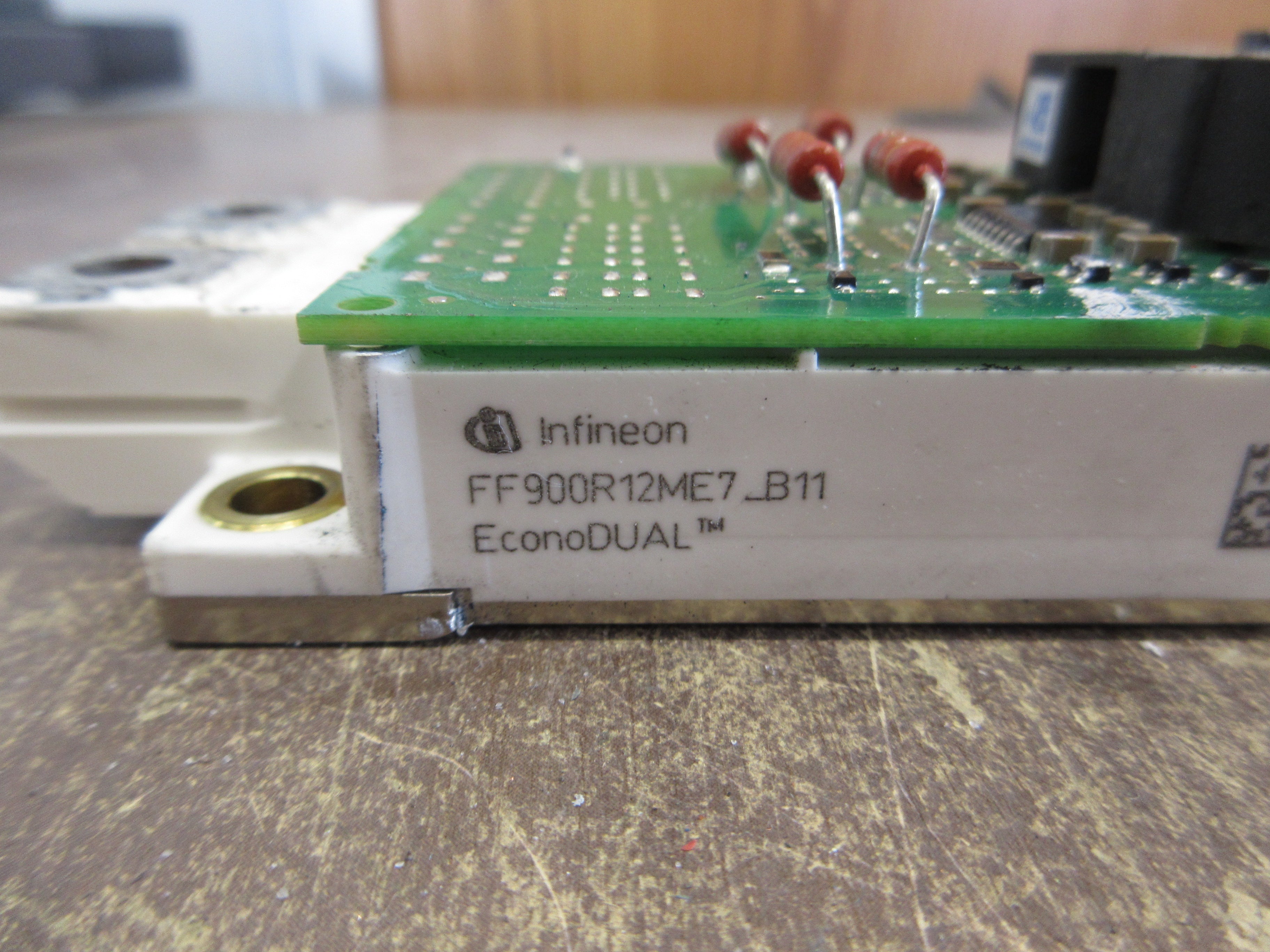 Infineon EconoDUAL IGBT Module FF900R12ME7_B11 w/ Control Board Used