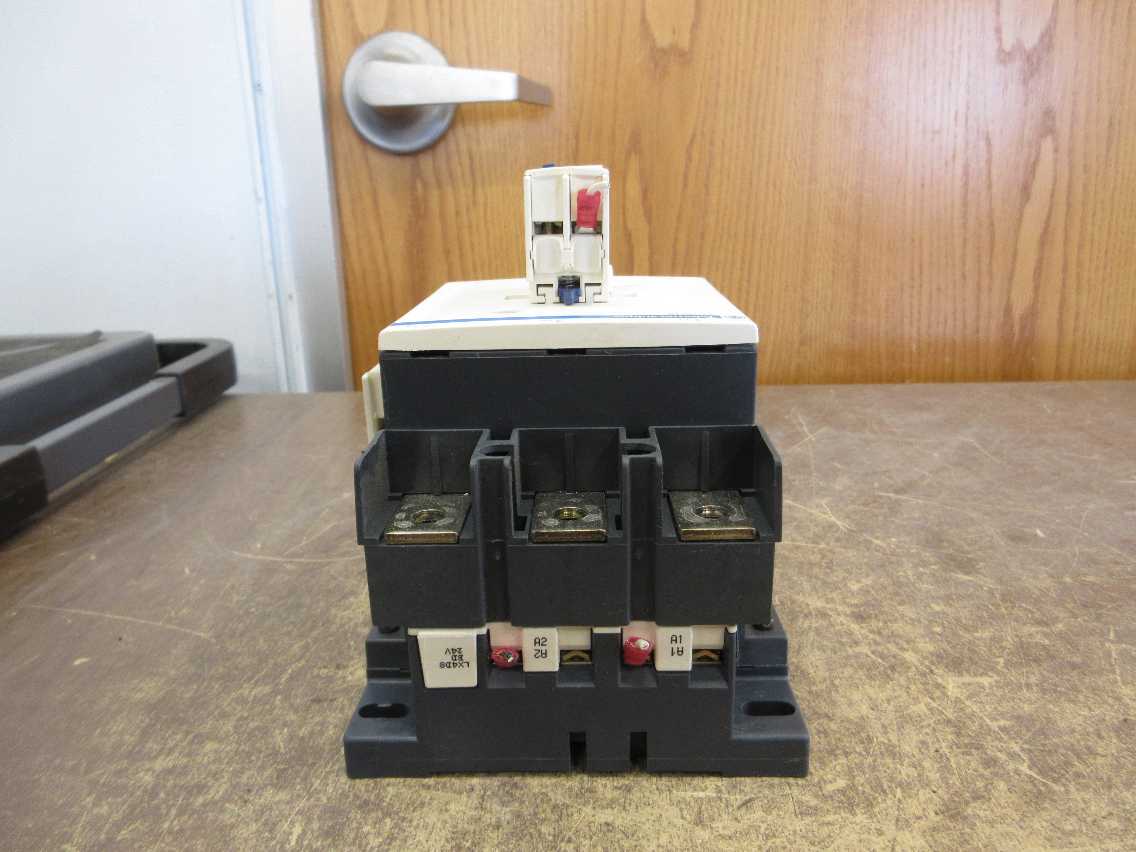 Telemecanique Contactor LC1D115 24V Coil 160A 600V (1) Aux Contact Block Used
