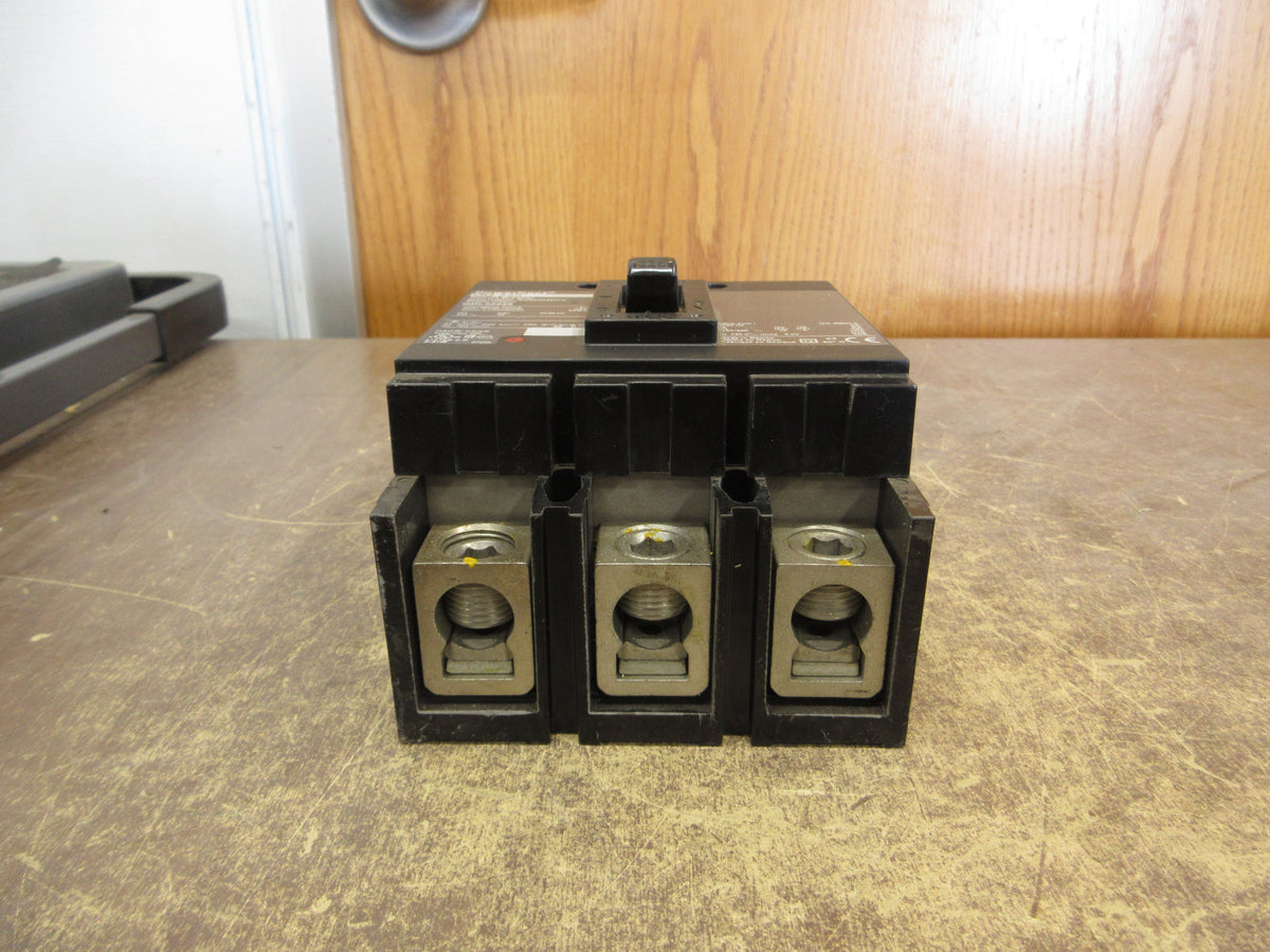 Square D PowerPact Circuit Breaker QDL32225 225A 240V 3P Used
