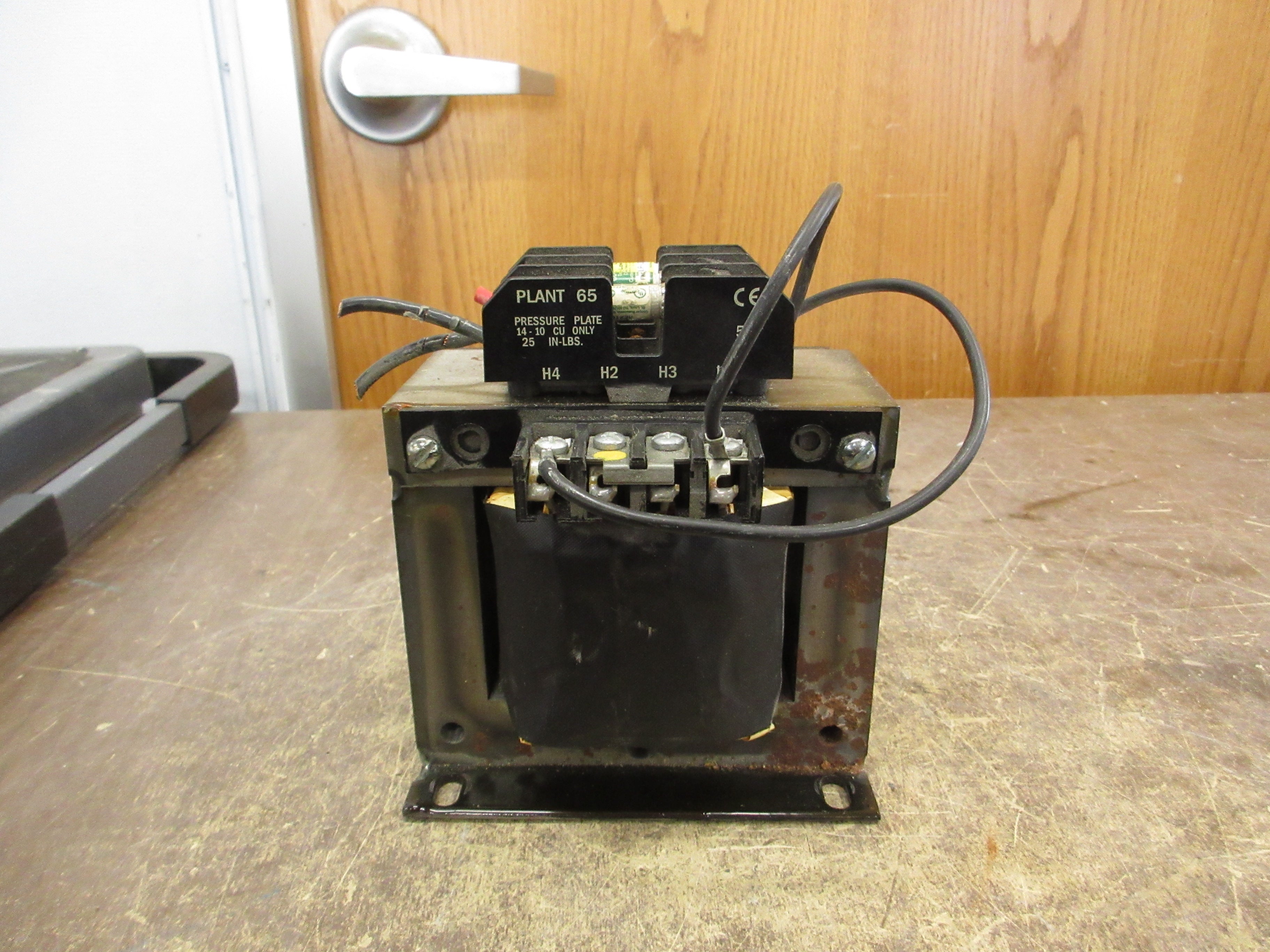 Square D Control Transformer 9070TF750D1 0.75KVA Pri: 240/480V Sec:120V Used