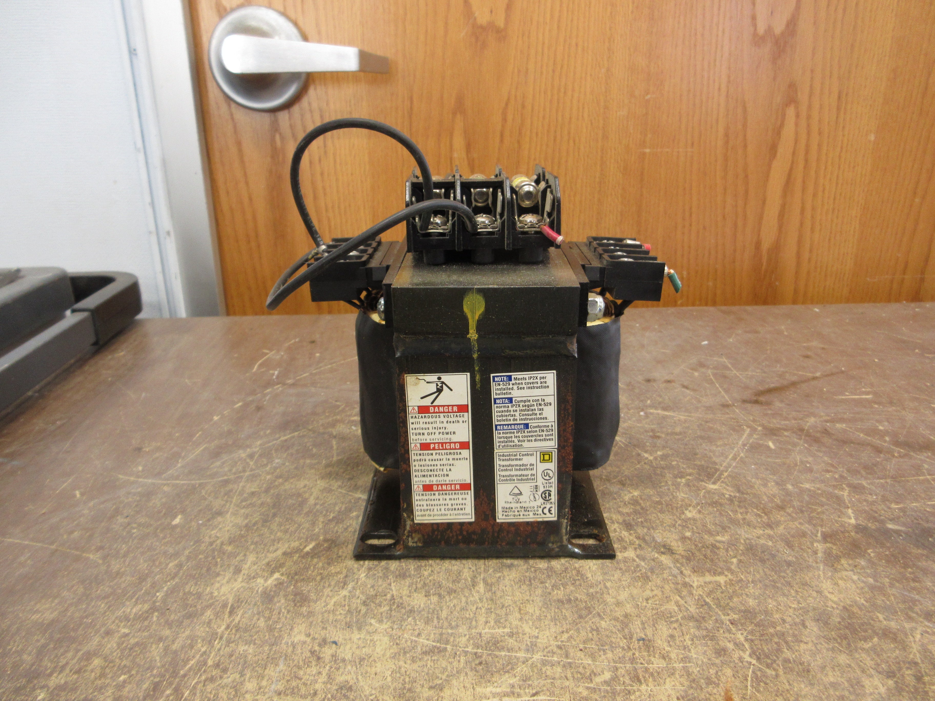 Square D Control Transformer 9070TF750D1 0.75KVA Pri: 240/480V Sec:120V Used