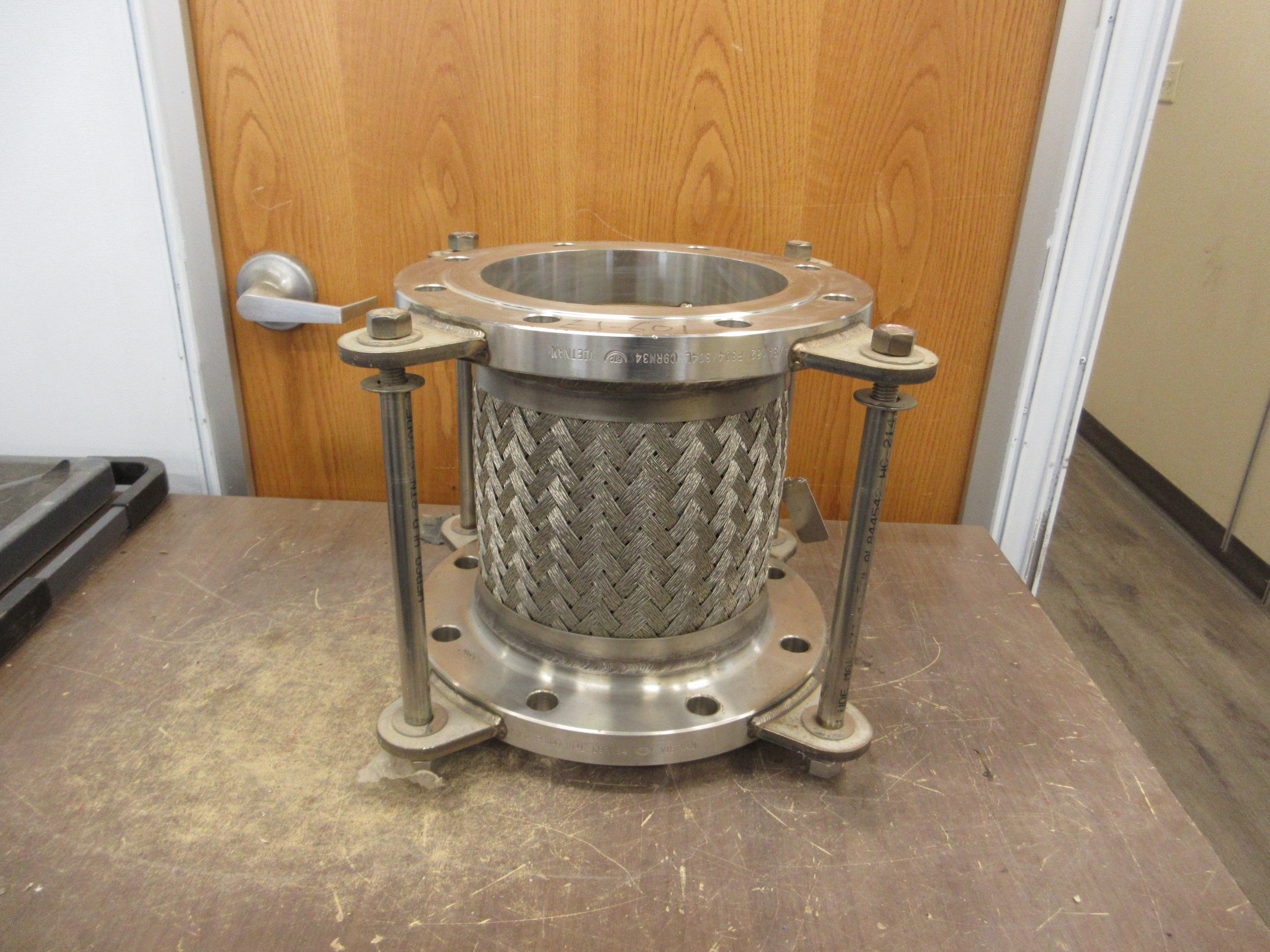 Coyle Supply Stainless Steel Flexible Conduit EJ-601 Size: 8.5" Used