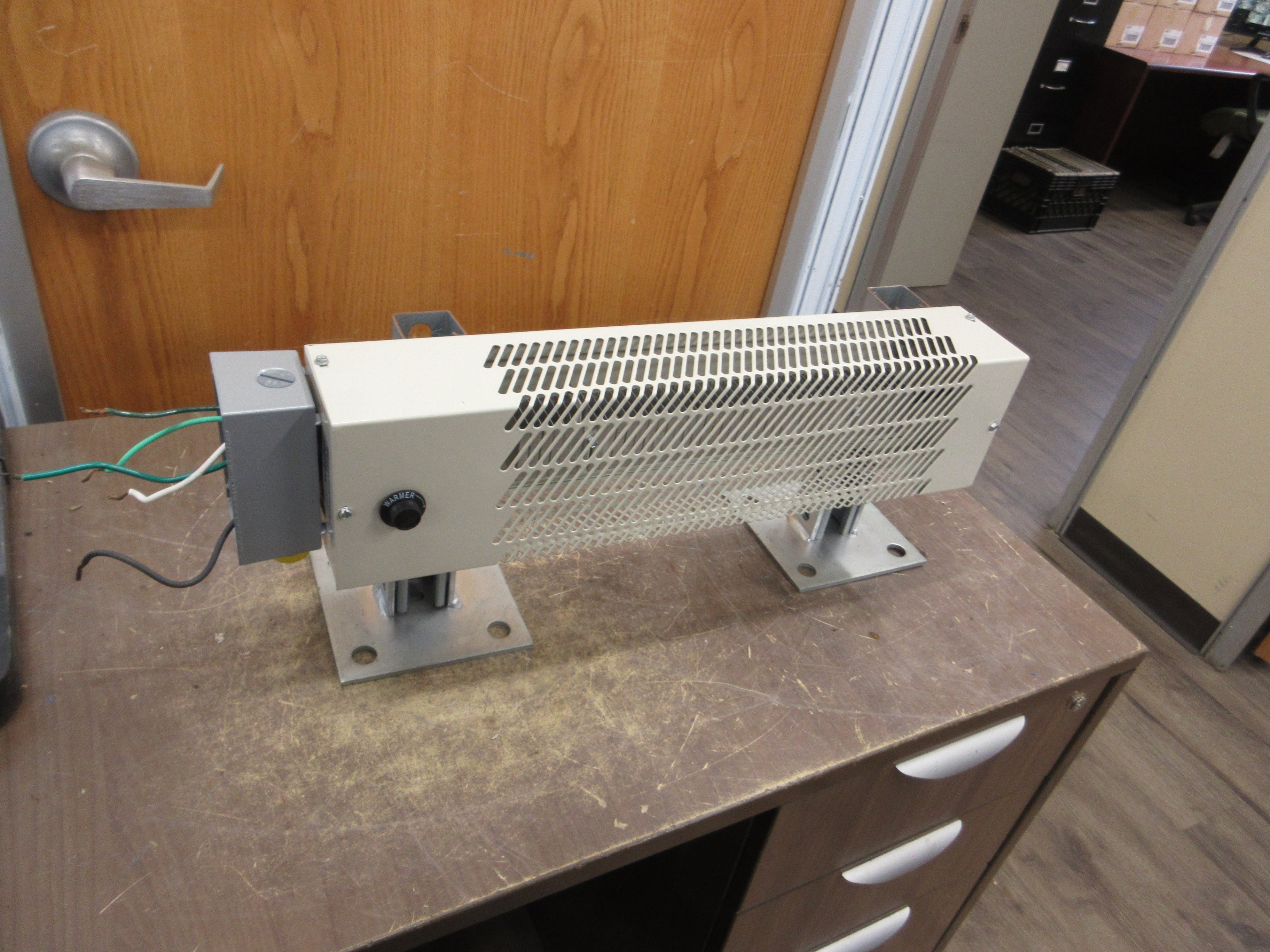 Dayton Utility Heater 2YV13 120/208/240V 500/375/500W Used