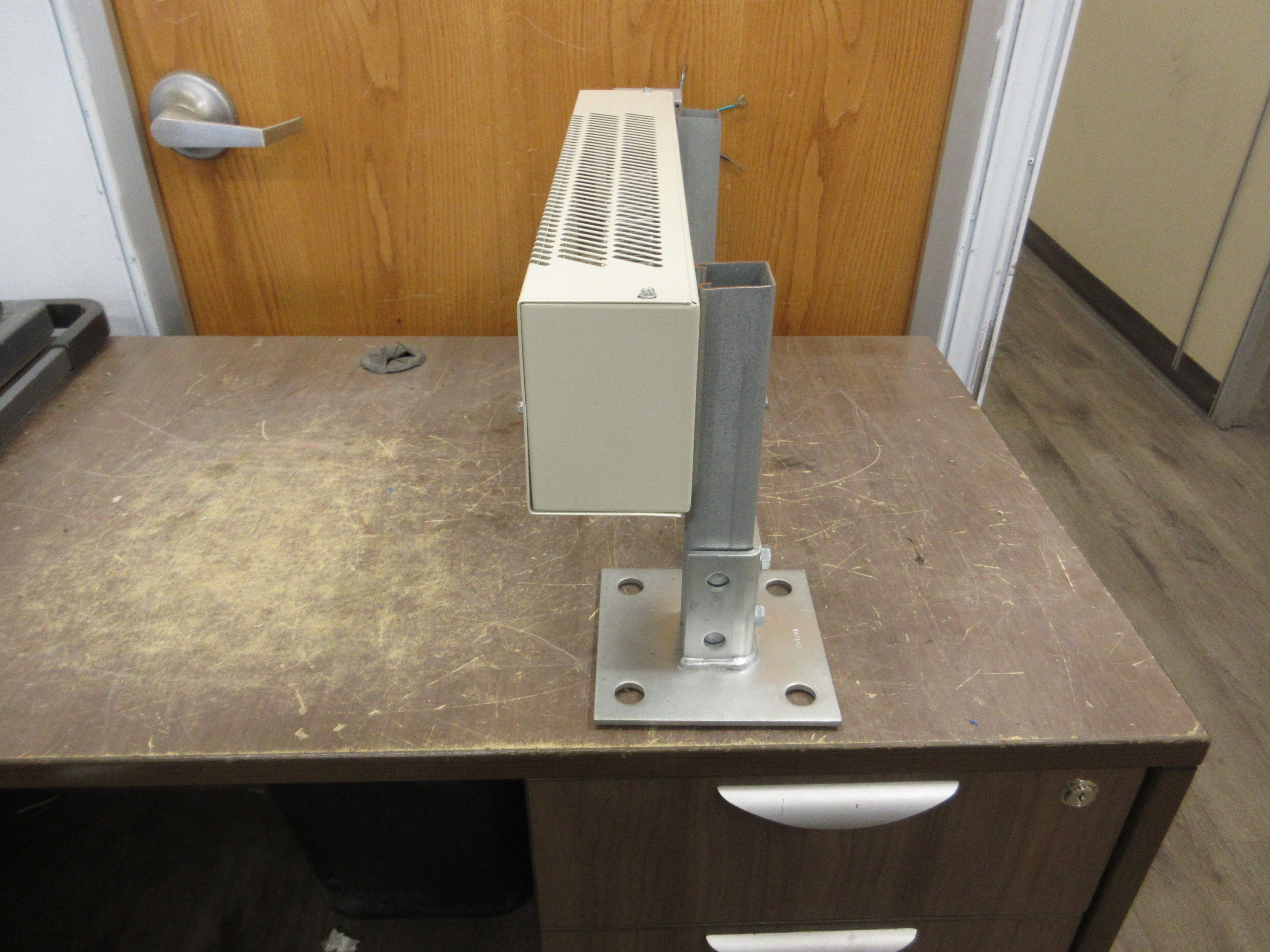 Dayton Utility Heater 2YV13 120/208/240V 500/375/500W Used