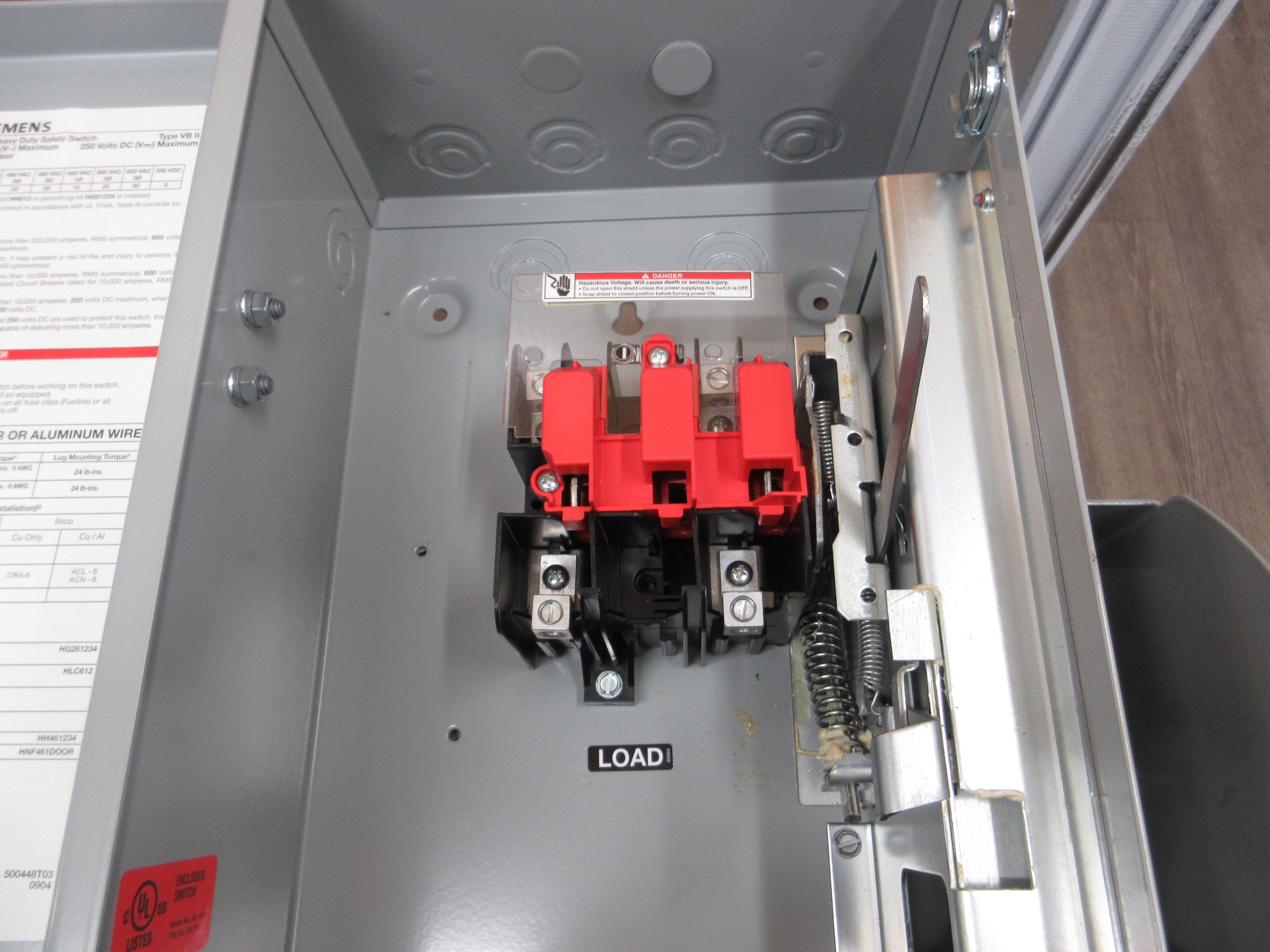 Siemens Non-Fusible Safety Switch / Disconnect HNF461 30A 600V 4P Used