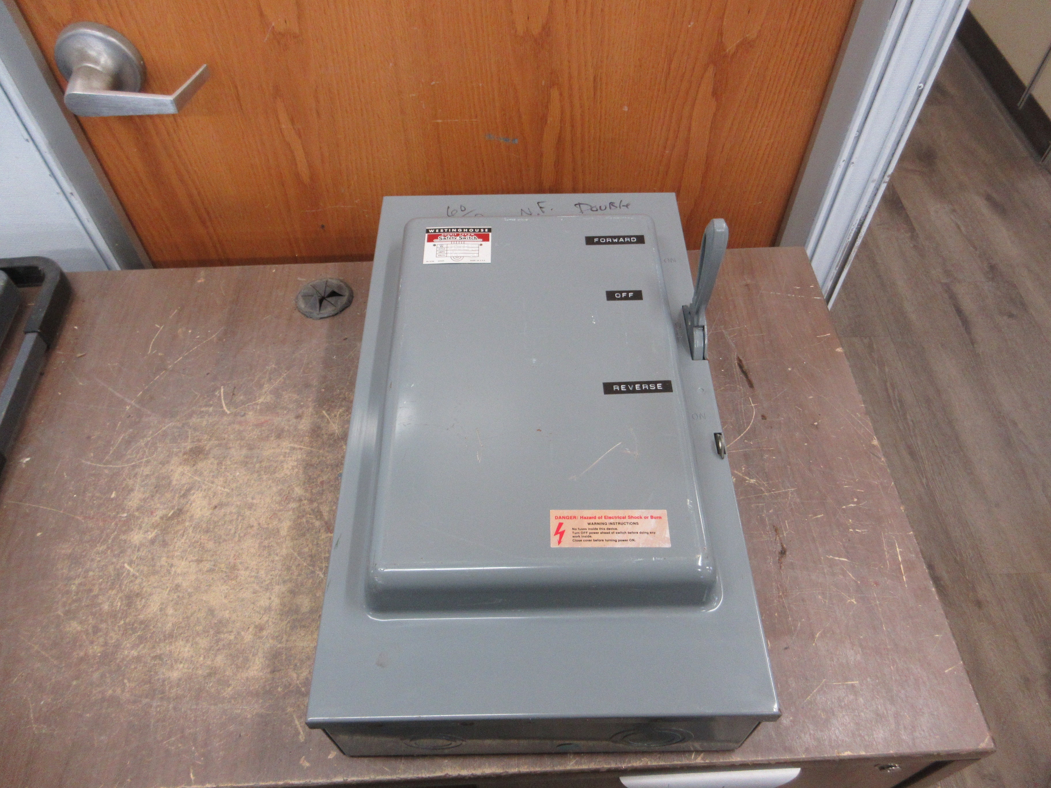 Westinghouse Non-Fusible Safety Switch / Disconnect XU362 60A 600V 3P Used