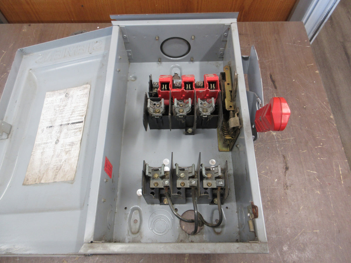 Siemens Fusible 3R Safety Switch / Disconnect HF362R 60A 600V 3P Used