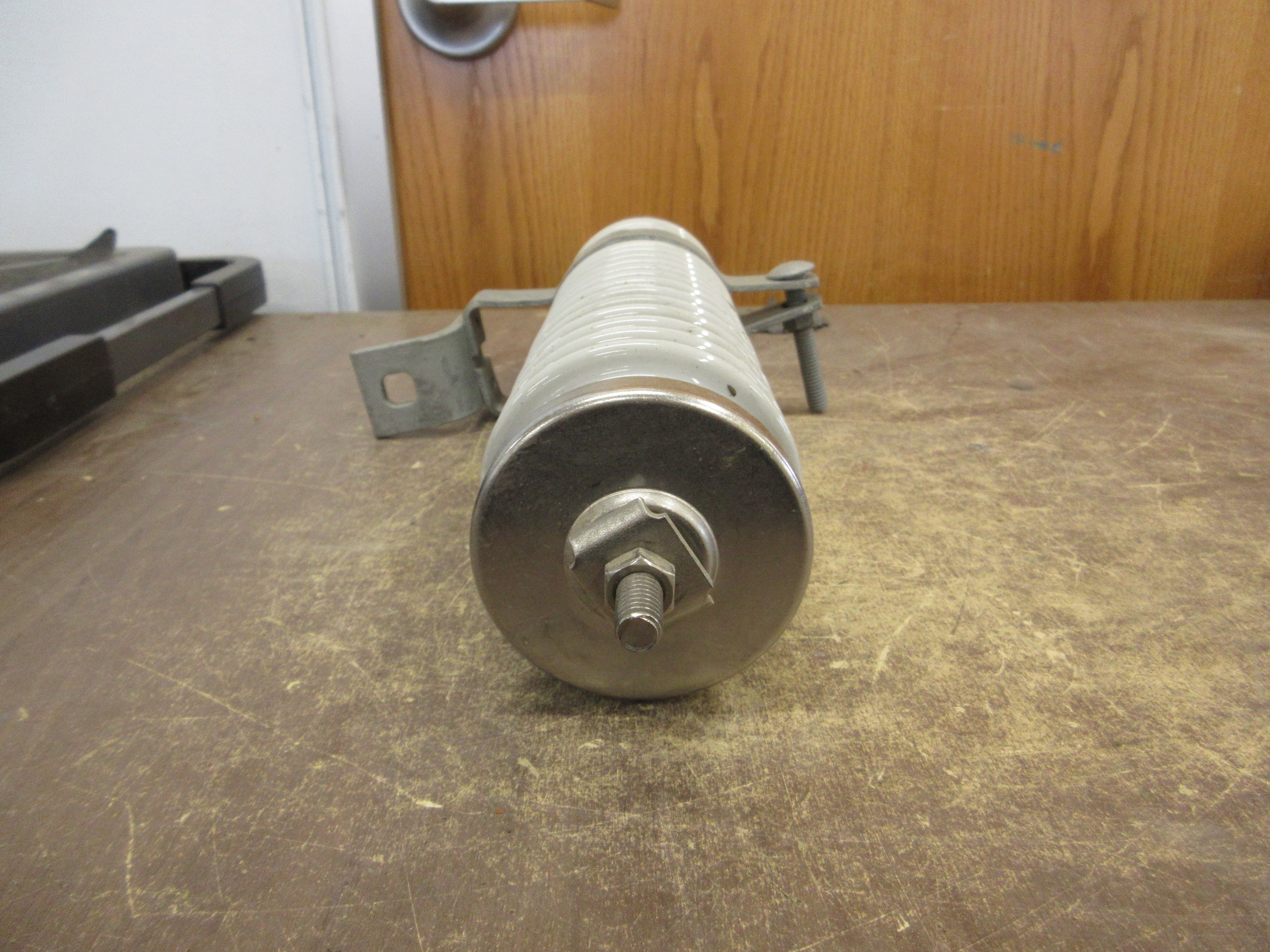 GE Tranquell Distribution Arrester 9L24FAX015 15kV Used