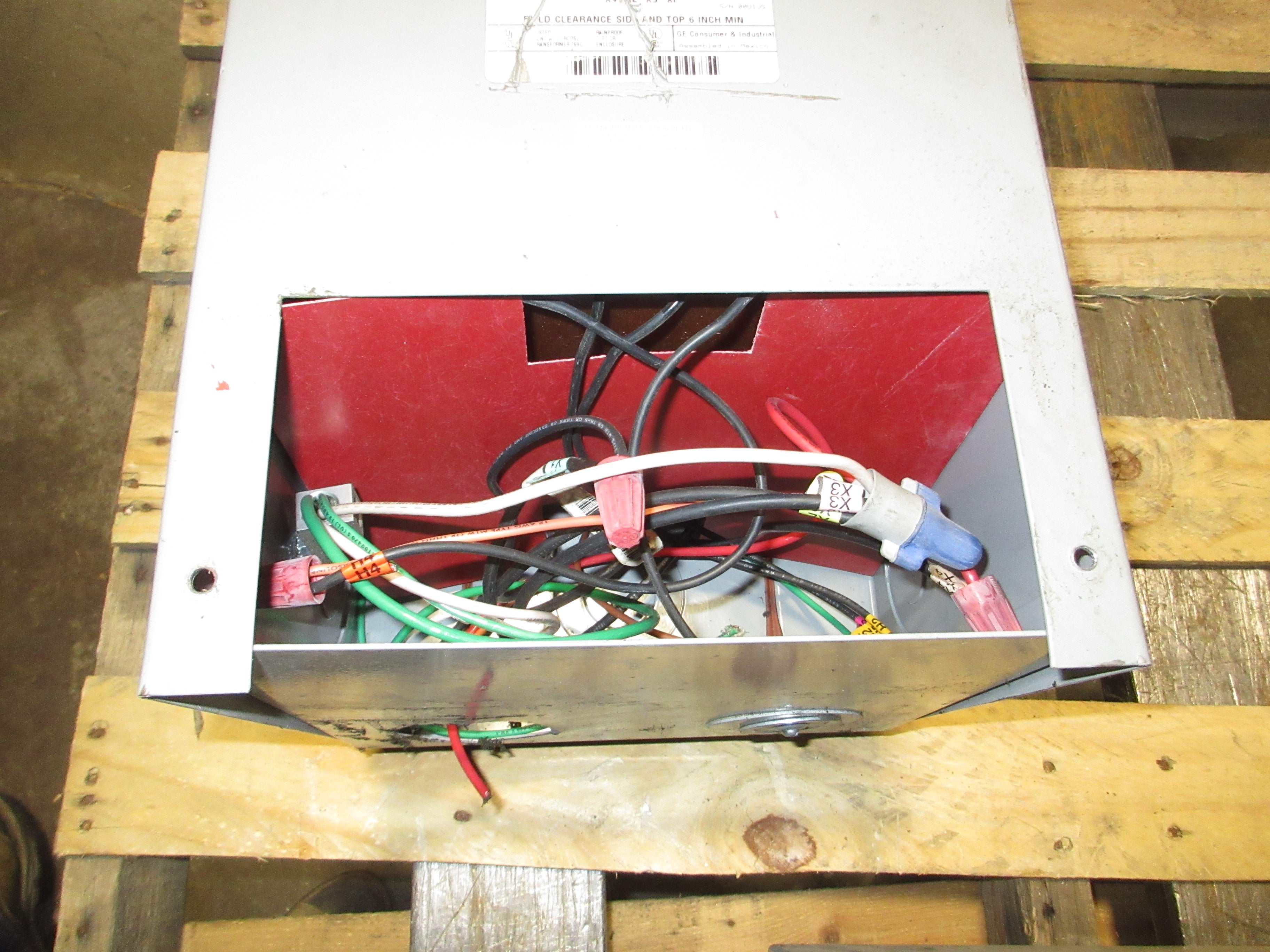GE Type QMS 3R Transformer 9T21B1004G02 5kVA Pri: 240/480V Sec: 120/240V 1Ph