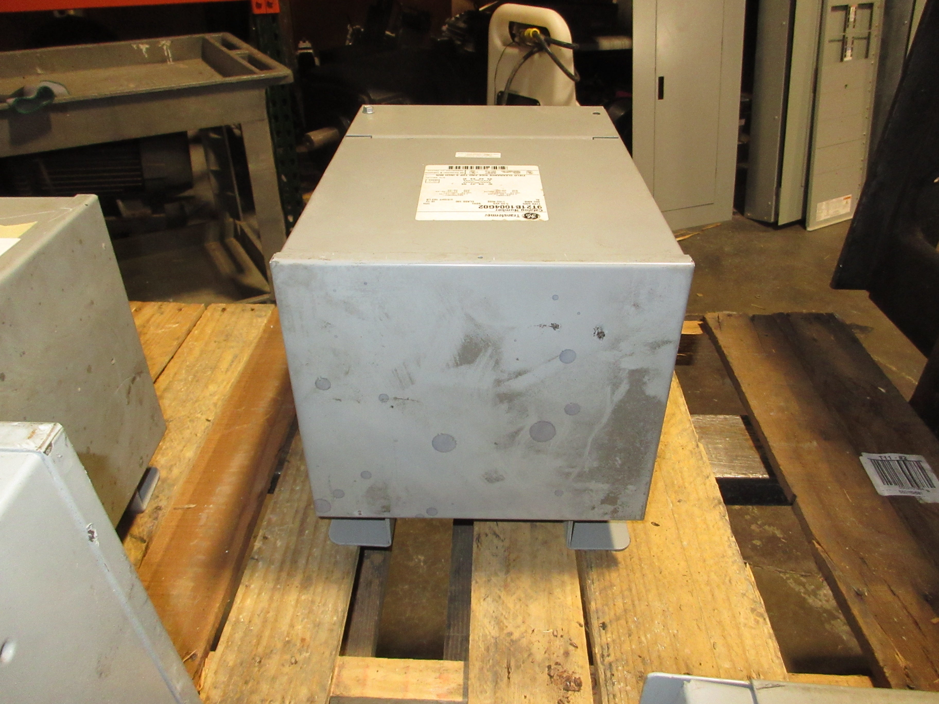GE Type QMS 3R Transformer 9T21B1004G02 5kVA Pri: 240/480V Sec: 120/240V 1Ph