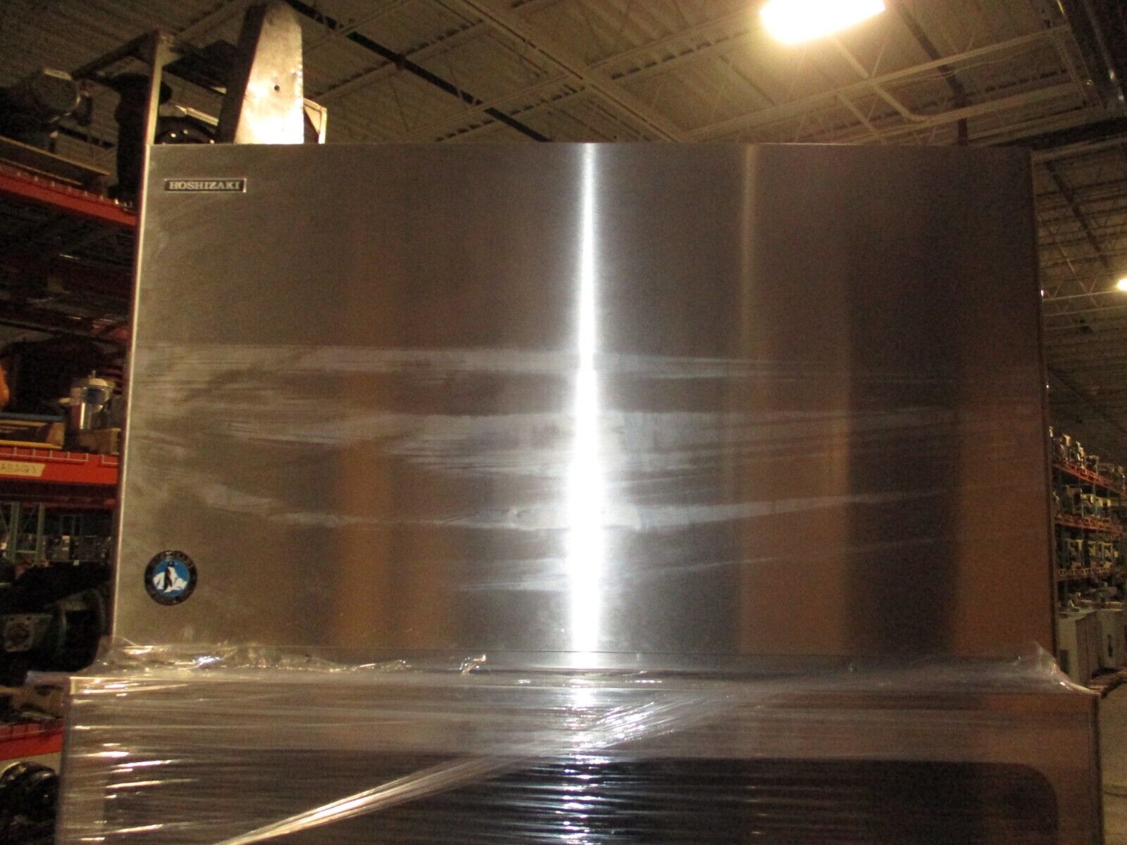 Hoshizaki Ice Maker w/ Storage Bin KM-1301SWH / B-1150SS 208-230V 60Hz 1Ph Used