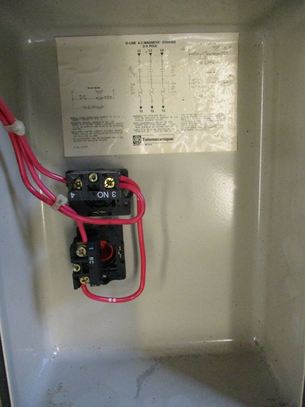Telemecanique Enclosed Starter LE1D123F0705 110-120V Coil Type 4X Enclosure Used