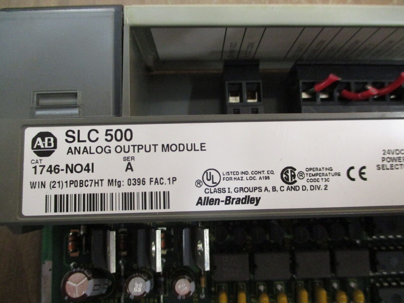 Allen-Bradley SLC 500 Analog Output Module 1746-NO4I Ser. A Used
