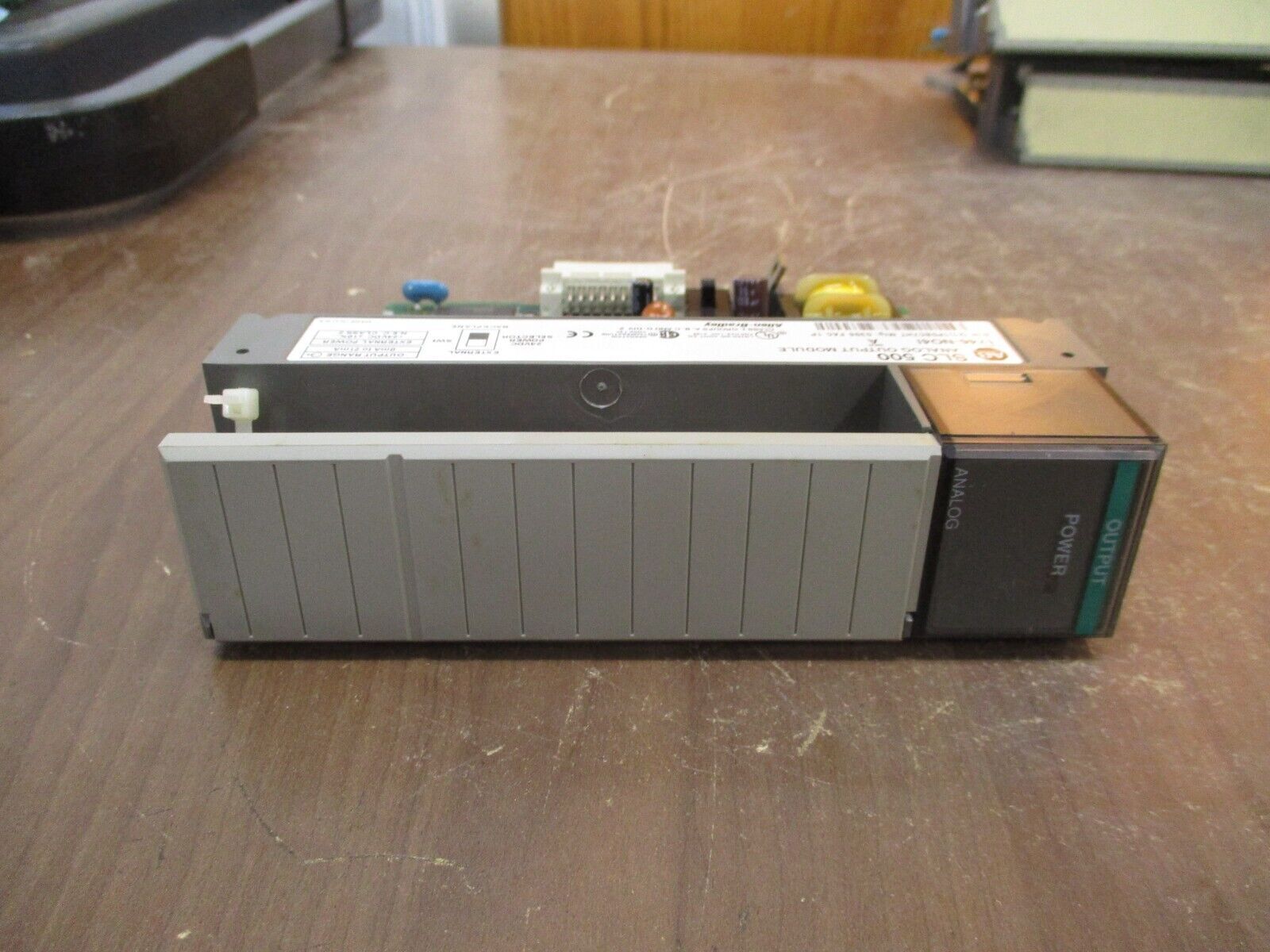 Allen-Bradley SLC500 Analog Output Module 1746-NO4I Ser. A Used