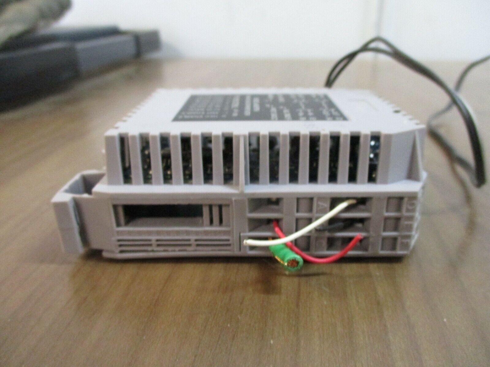 B&B Electronics RS-485 Isolator / Repeater 4850PDR 10-30VDC Used