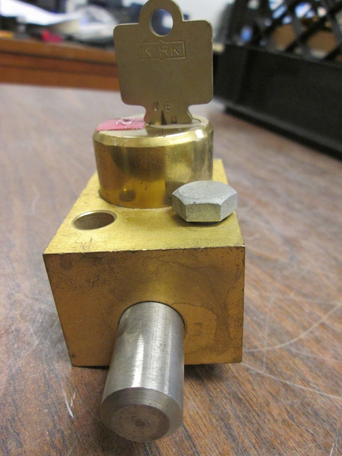 Kirk Interlock 45-46487 E Stab Length: 1" to 1-3/4" Used