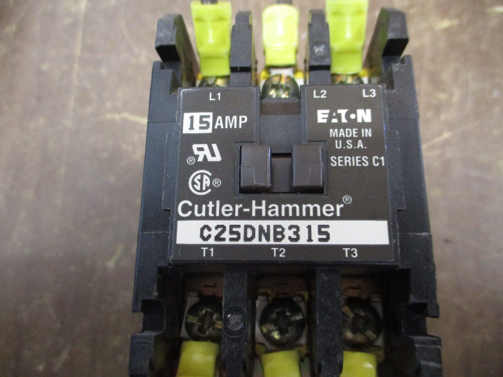 Cutler-Hammer Contactor C25DNB315 24V Coil 15A 575V Used
