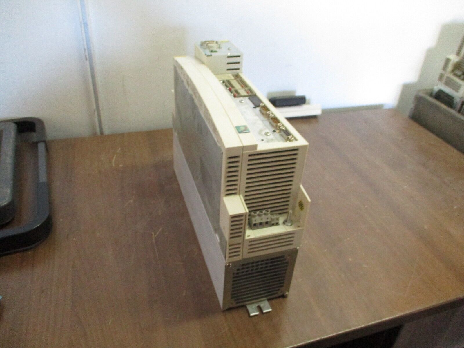 Lenze Servo Drive EVF9323-EV w/ Interbus S Module *Missing X7 Port* Used