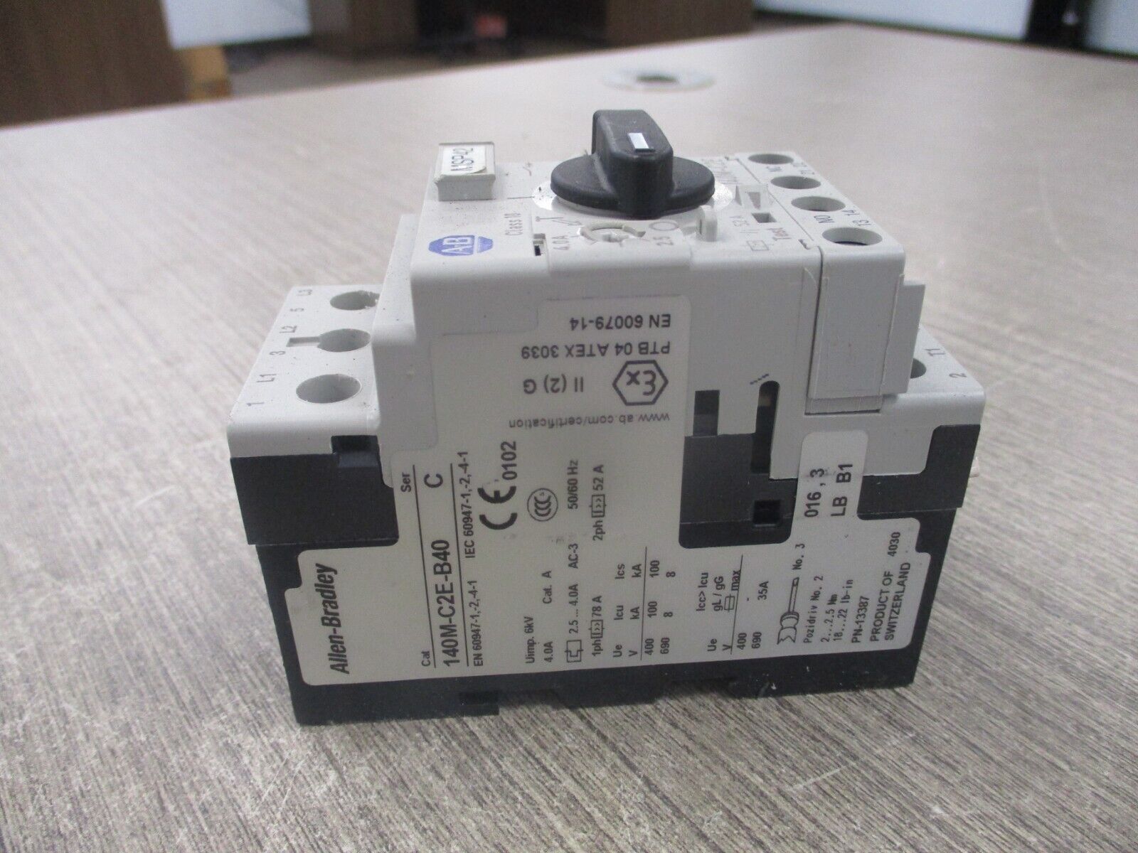 Allen-Bradley Manual Motor Protector 140M-C2E-B40 Ser. C Trip : 2.5-4.0A Used