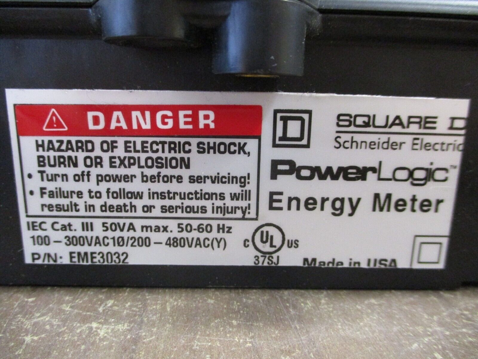 Square D PowerLogic Energy Meter EME3032 50VA 50-60Hz 100-300VAC 1Ph Used