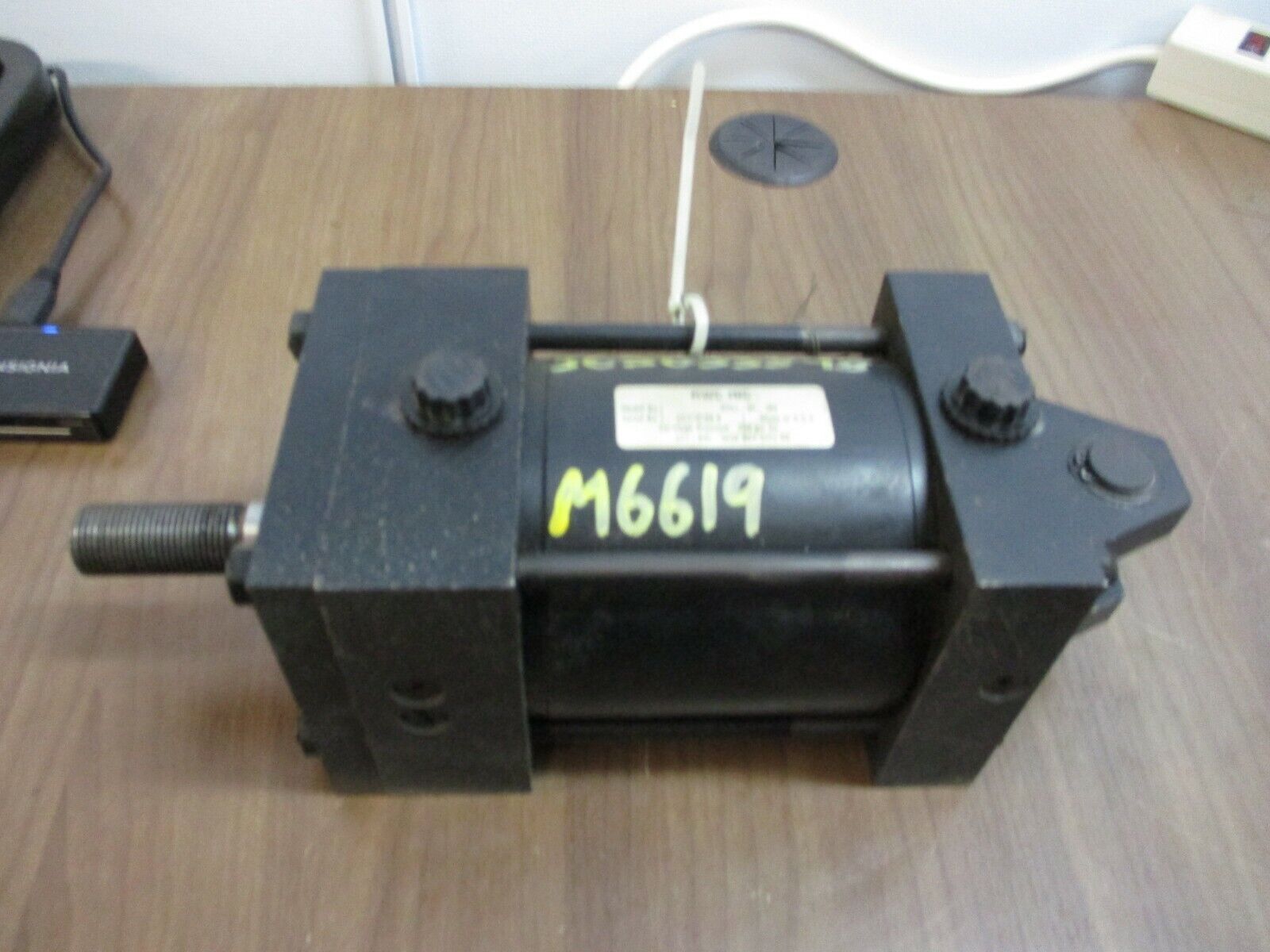 RWC Air Cylinder 8893-04-104 250 PSI