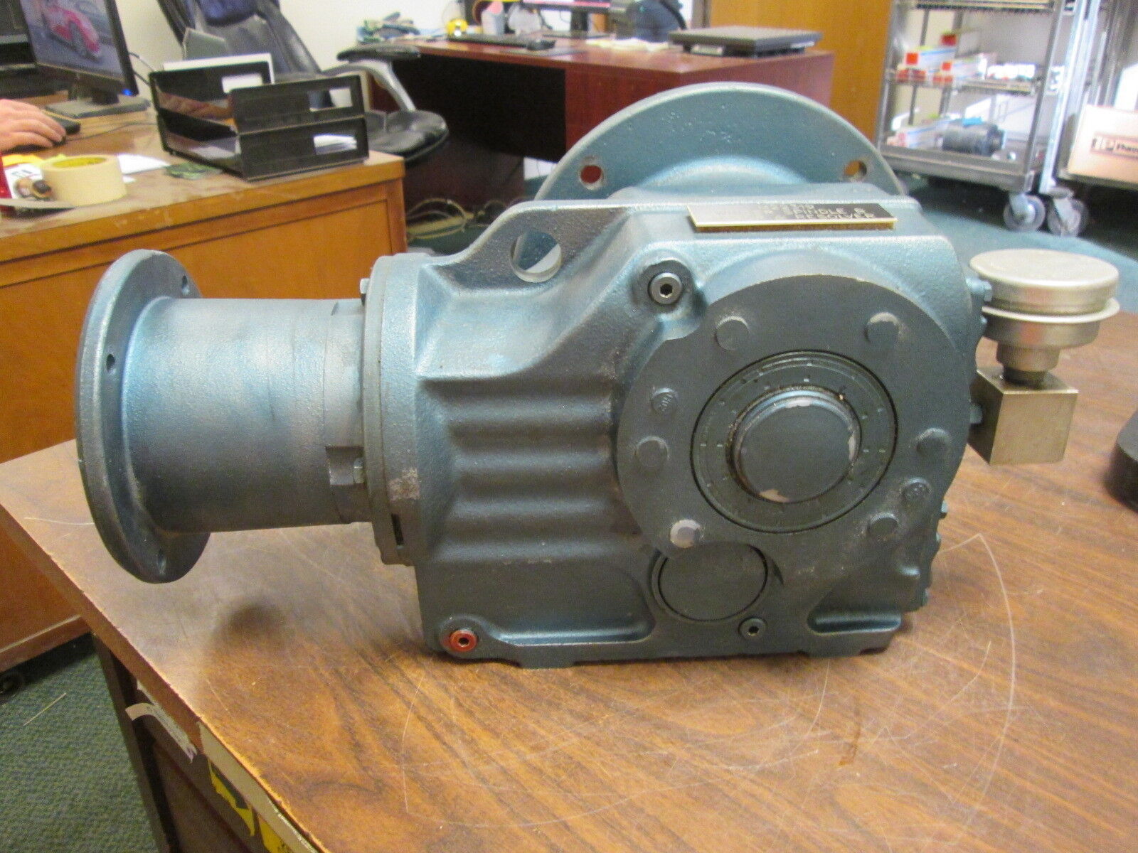 SEW-Eurodrive Gear KAF67LP143 Ratio 48.77:1 6370 in/lbs Torque Used