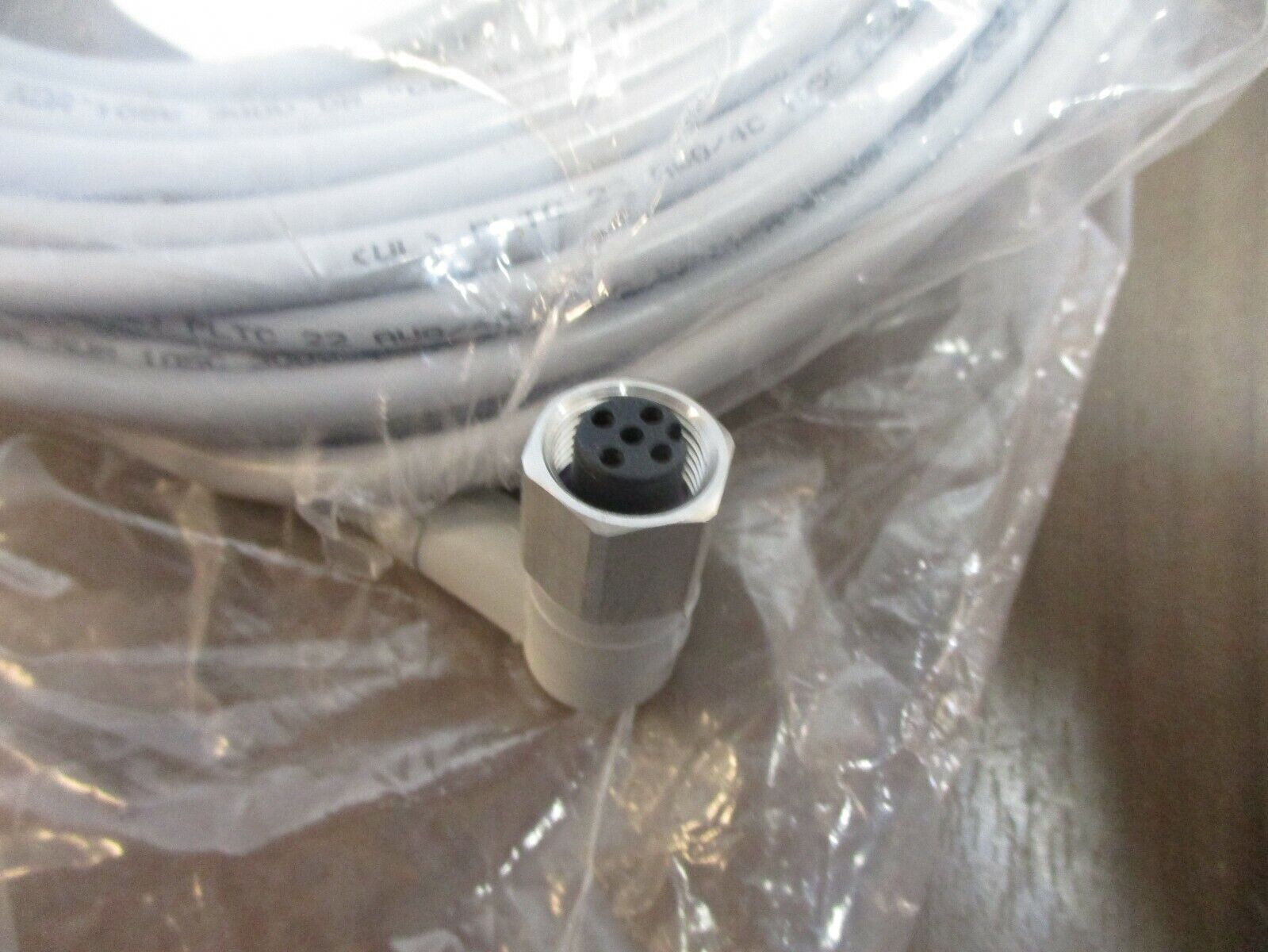 IFM efector Connecting Cable w/ Socket E18113 M12 Connector New Surplus