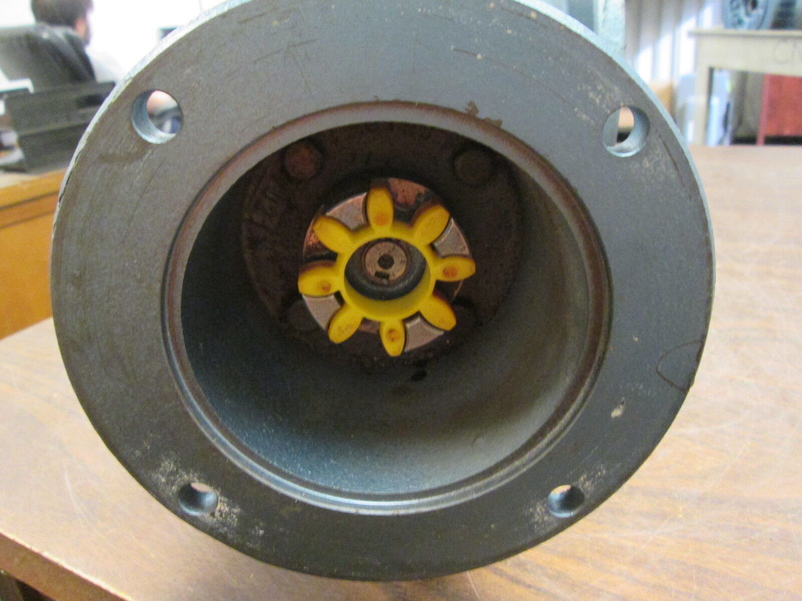 SEW-Eurodrive Gear KAF67LP56 Ratio 90.04:1 6370 in/lb Torque Used