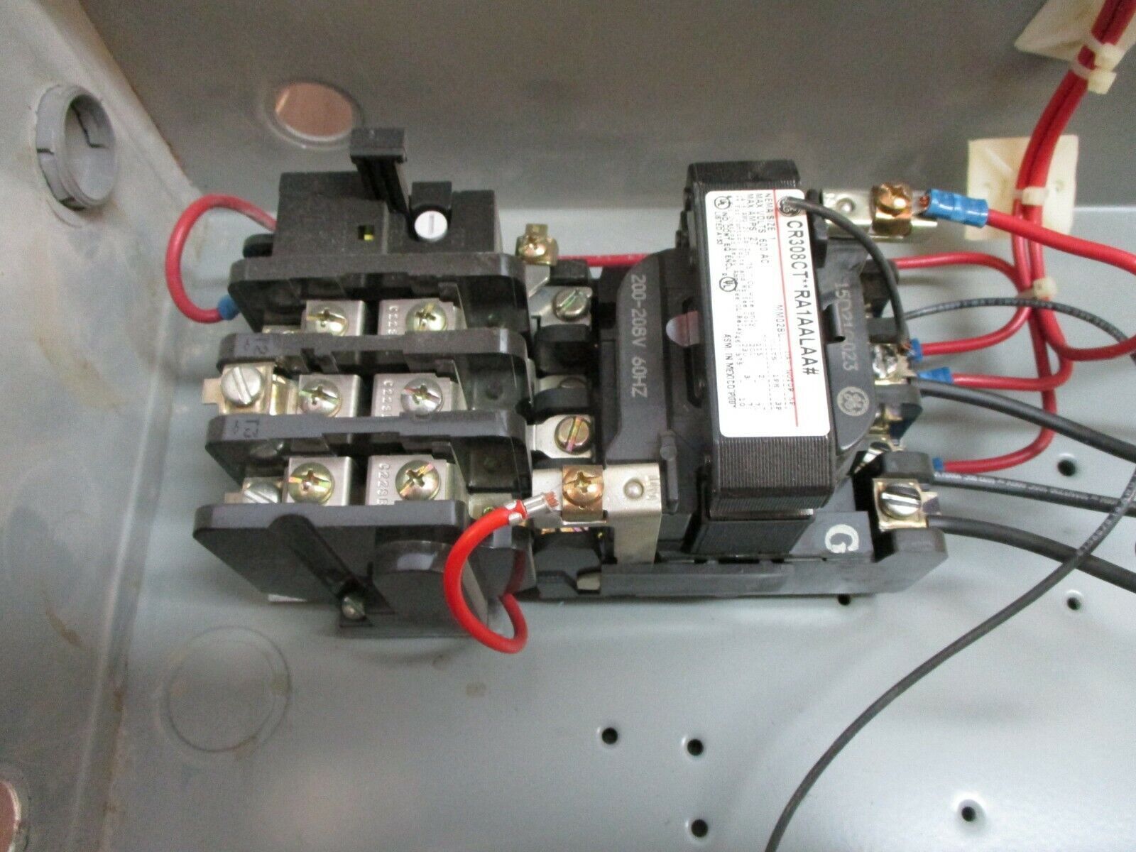 GE Fusible Size 1 Combination CR308CT**RA1AALAA# 200-208V Coil 27A 600V, Used