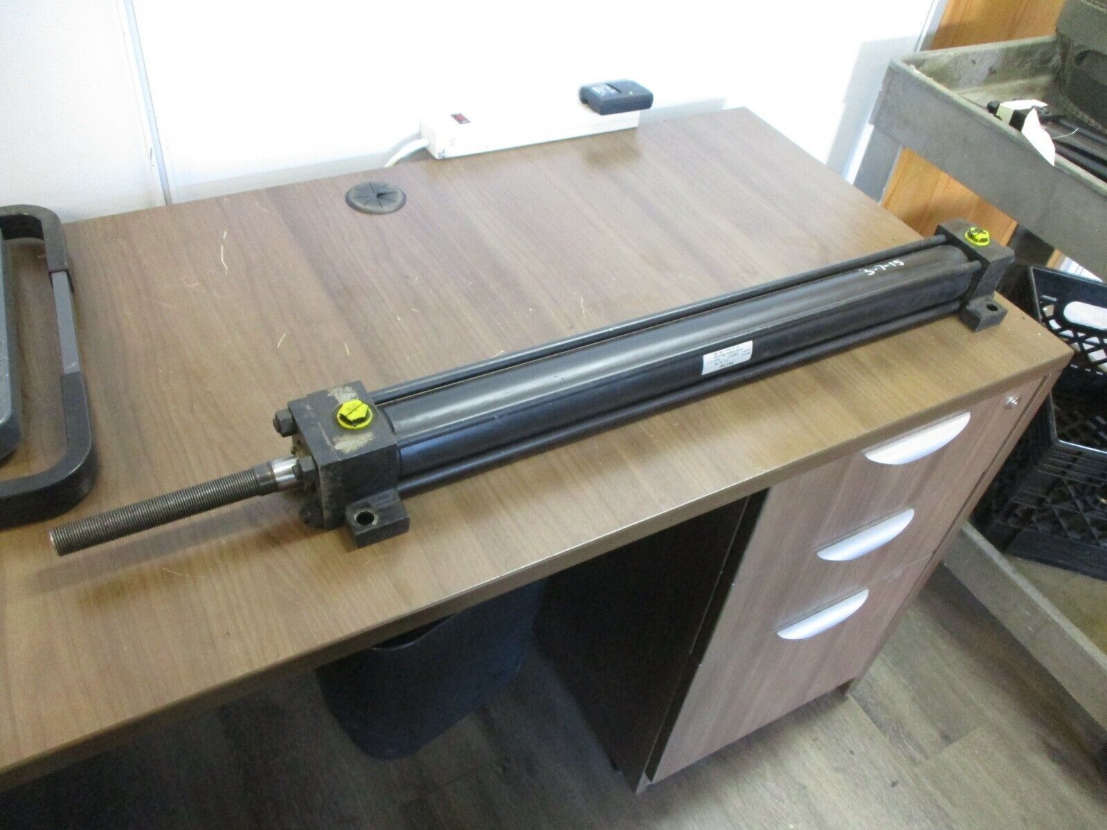 RWC Hydraulic Cylinder CL31-03-106 3000PSI Used